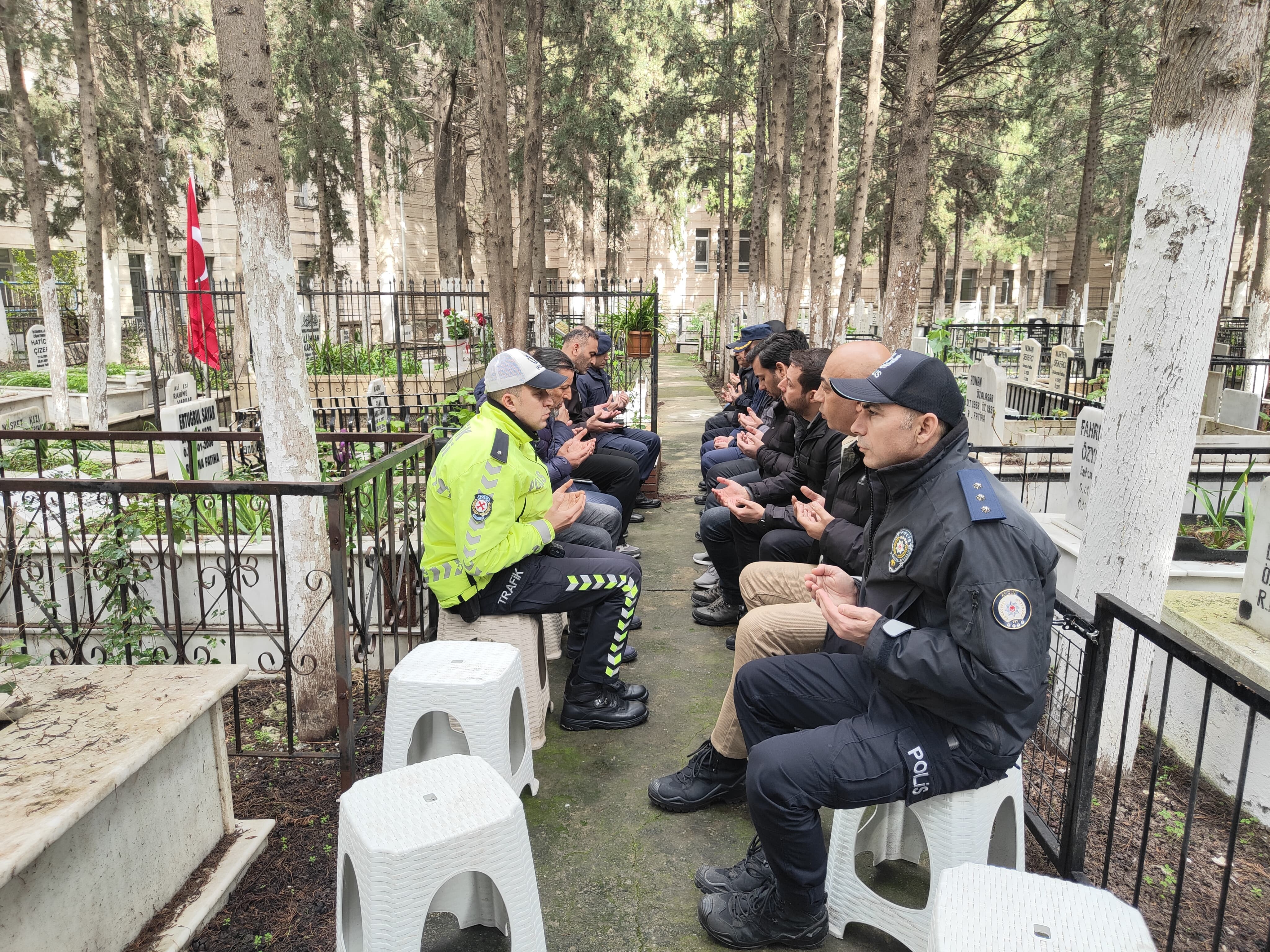 Aydın Şehidini Mezarı Başında Andı (5)