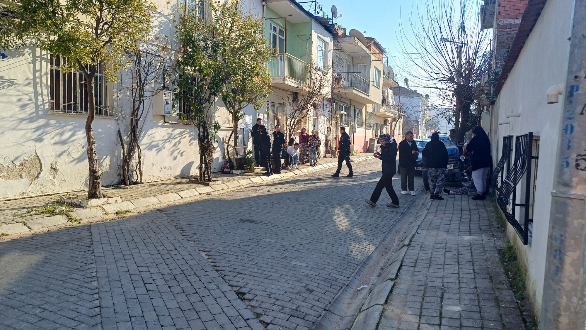 Aydın'da Genç Kadın Evinde Ölü Bulundu (3)