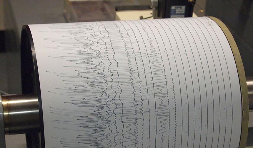 Ege Denizi'nde 4.8 Büyüklüğünde Yeni Deprem (2)