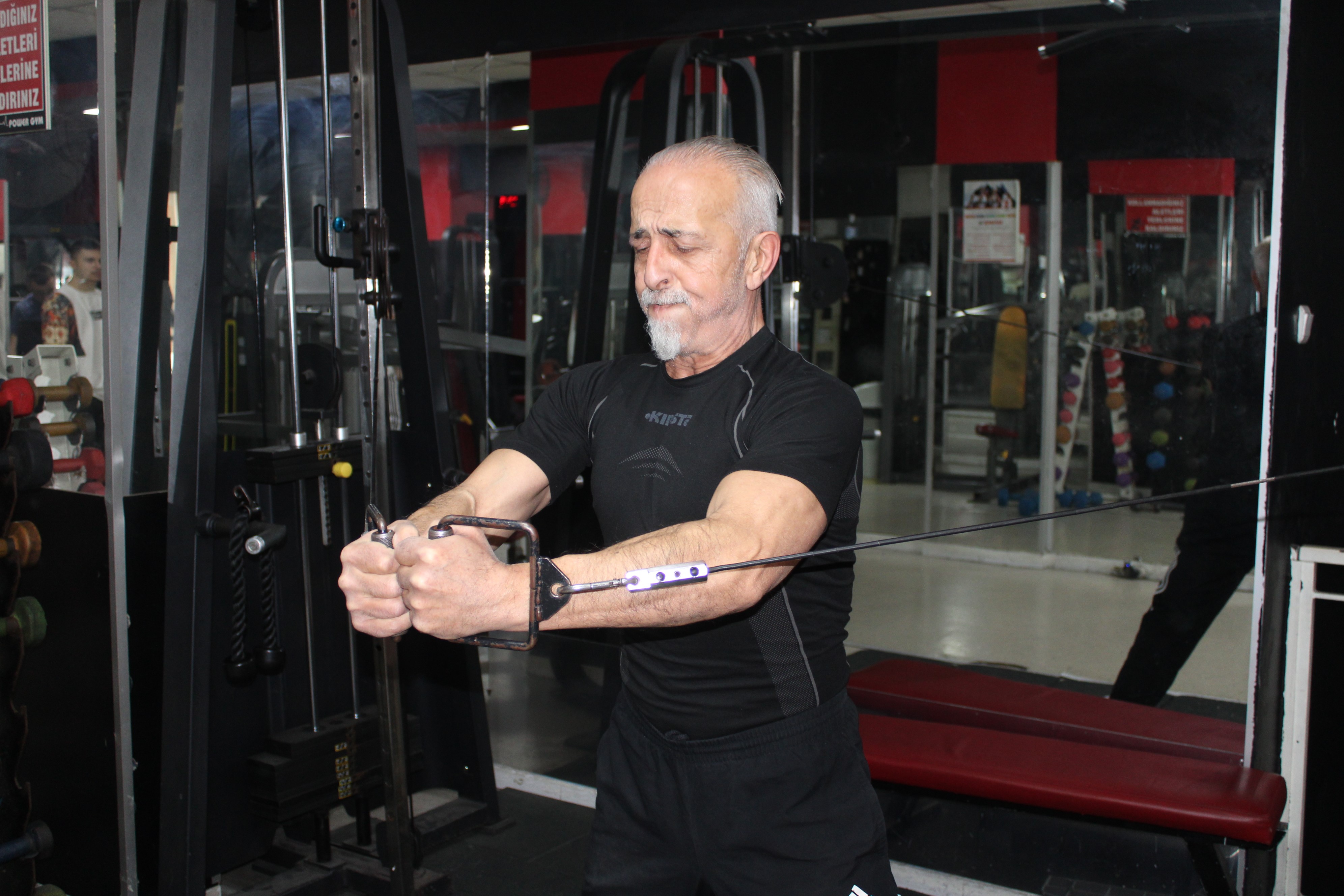 Eşi Kendini Topla Dedi, O Bakın Ne Yaptı (8)