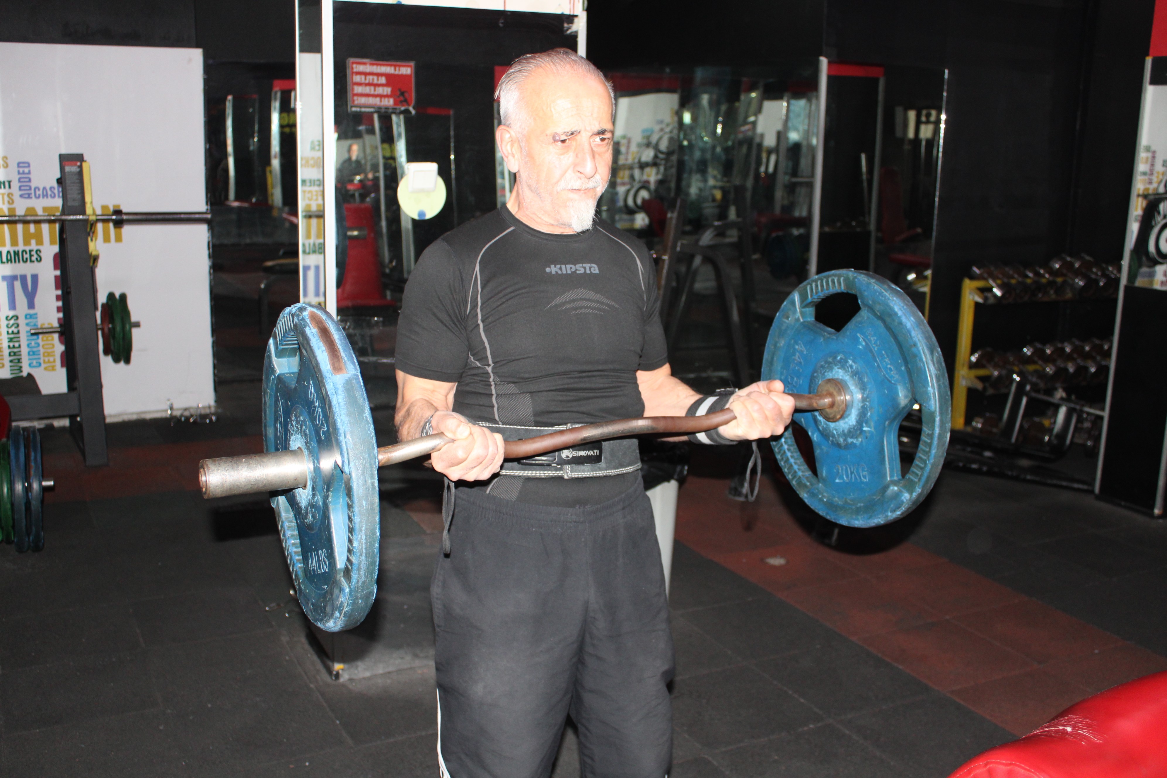 Eşi Kendini Topla Dedi, O Bakın Ne Yaptı (9)