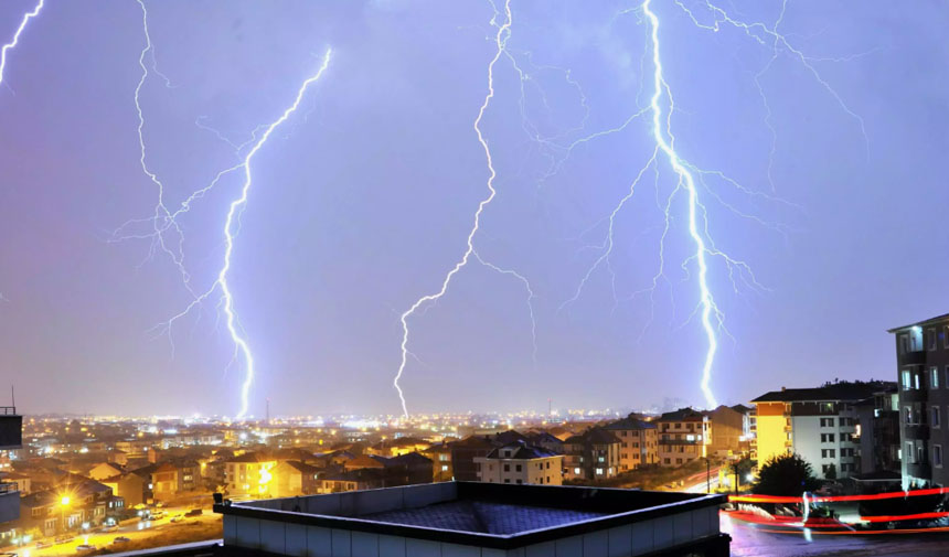 Bursa’ya Meteorolojiden Uyarı.. Sağanak Geliyor, Şemsiyeleri Hazırlayın (2)
