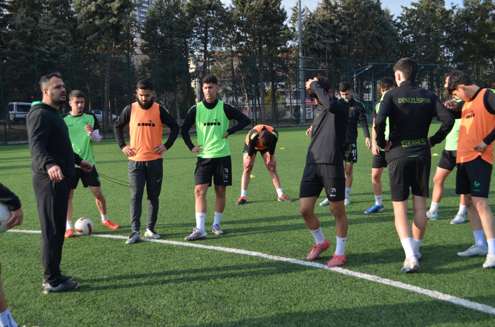 Denizlispor U19 Liderliğini Sürdürmek Istiyor