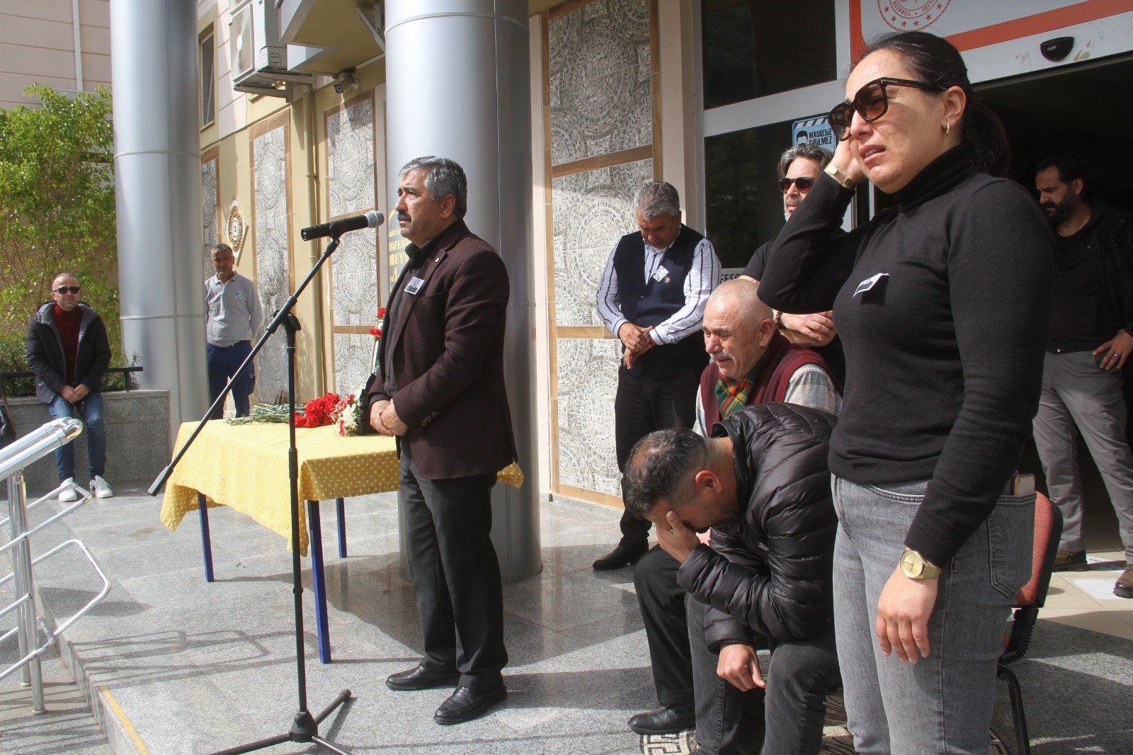 Gözyaşları Sel Oldu.. 42 Yaşındaydı (3)