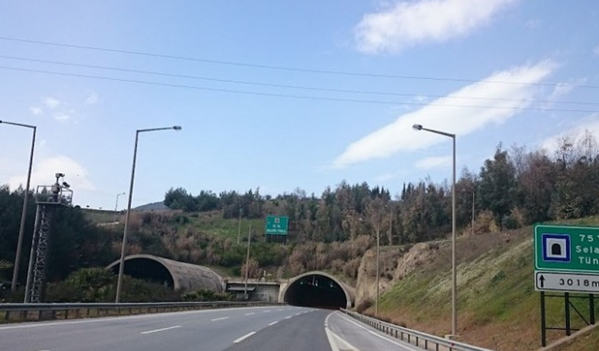 İzmir Aydın Otoyolu Için Duyuru Yayınlandı. (2)