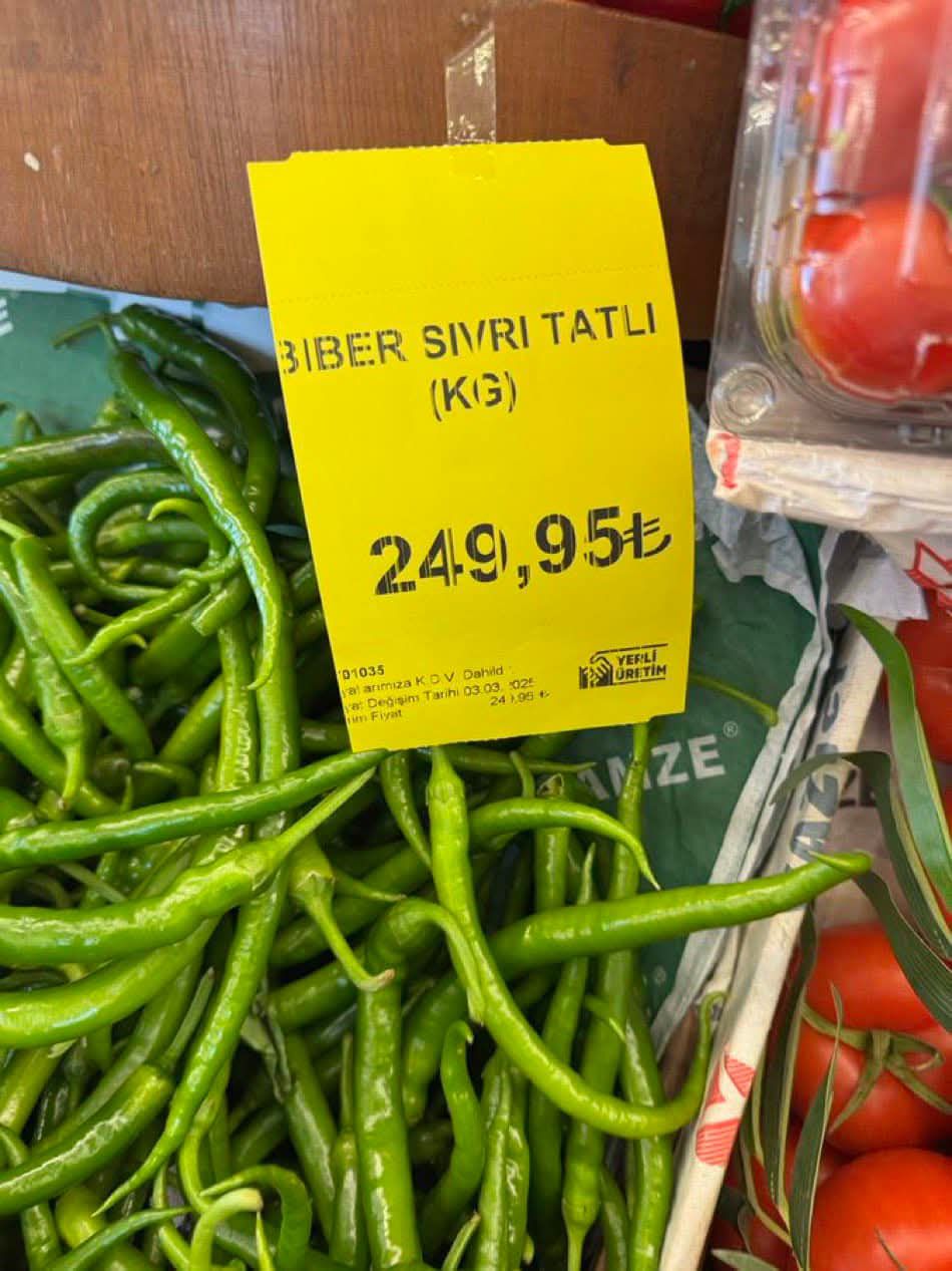 Sivri Biberin Fiyatı Rekor Kırdı 249,95 Tl (3)