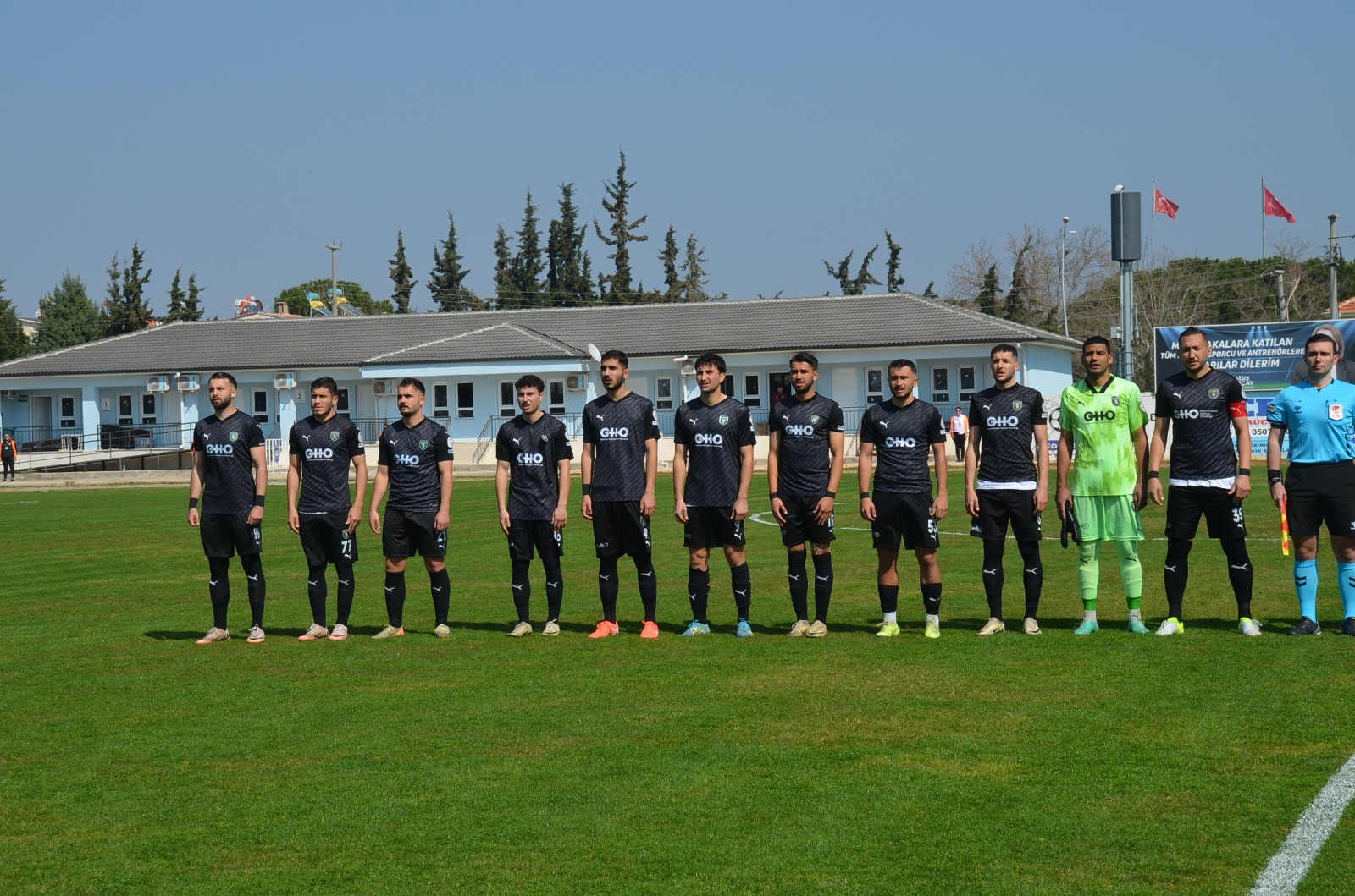Tff 3. Lig Efeler 09 Sk 1 Osmaniyespor 2 (3)