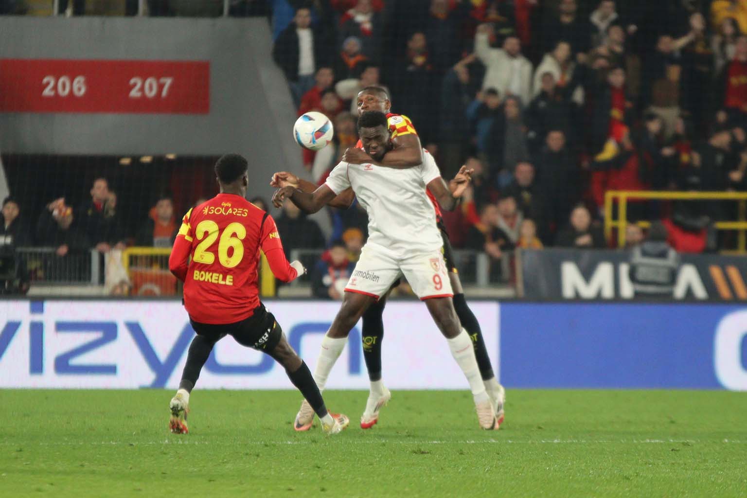 Trendyol Süper Lig Göztepe 2 Samsunspor 2 (Maç Sonucu) (13)-1
