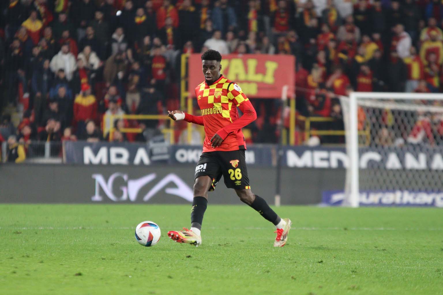 Trendyol Süper Lig Göztepe 2 Samsunspor 2 (Maç Sonucu) (2)-1