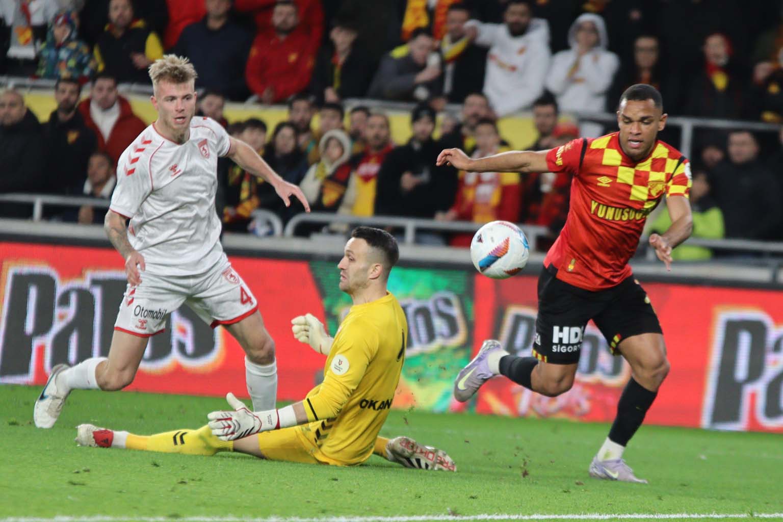 Trendyol Süper Lig Göztepe 2 Samsunspor 2 (Maç Sonucu) (3)-1