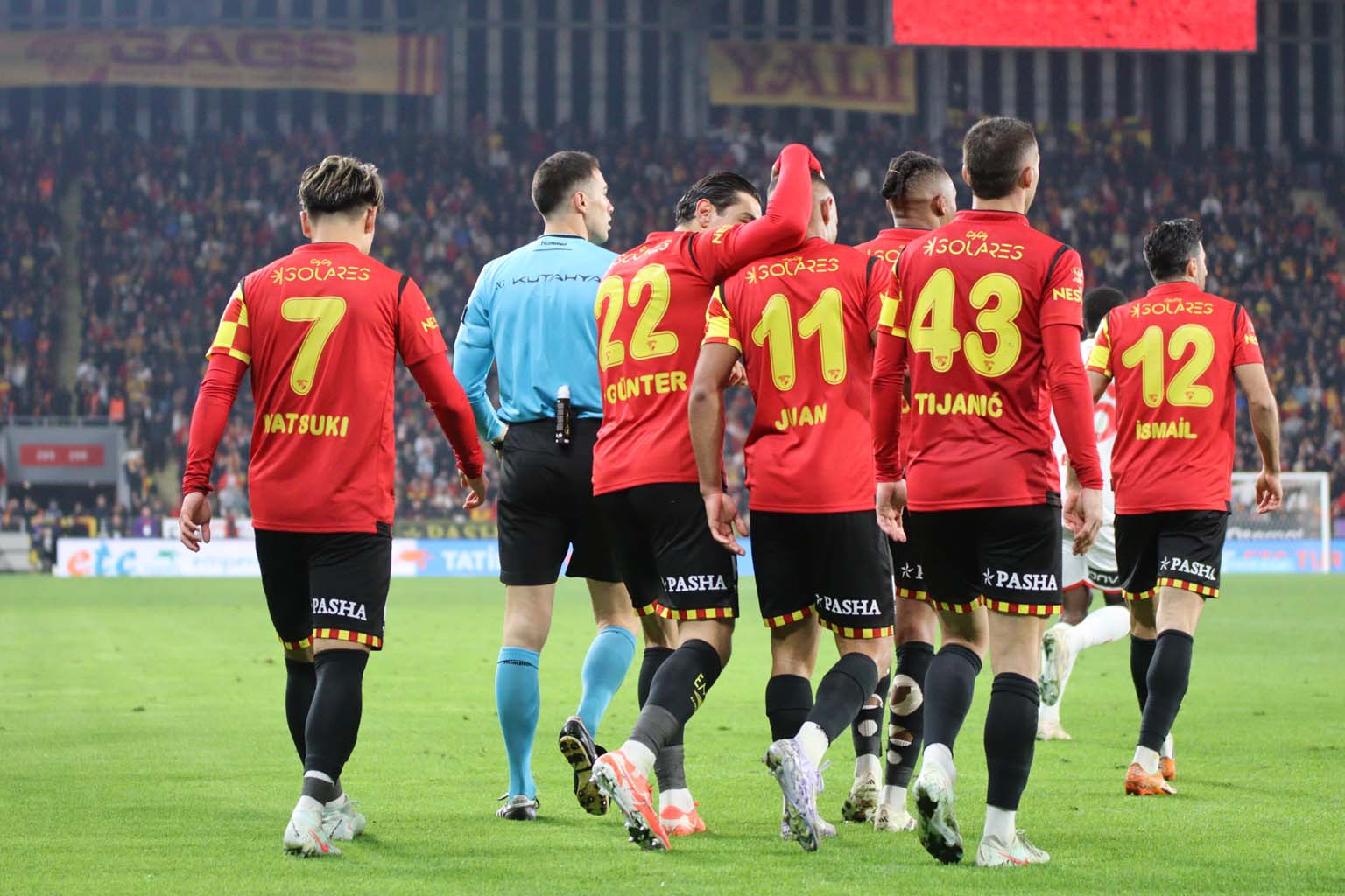 Trendyol Süper Lig Göztepe 2 Samsunspor 2 (Maç Sonucu) (9)
