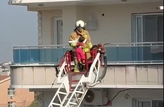 Aralarında Çocuklar Da Var.. Mahsur Kaldılar (3)