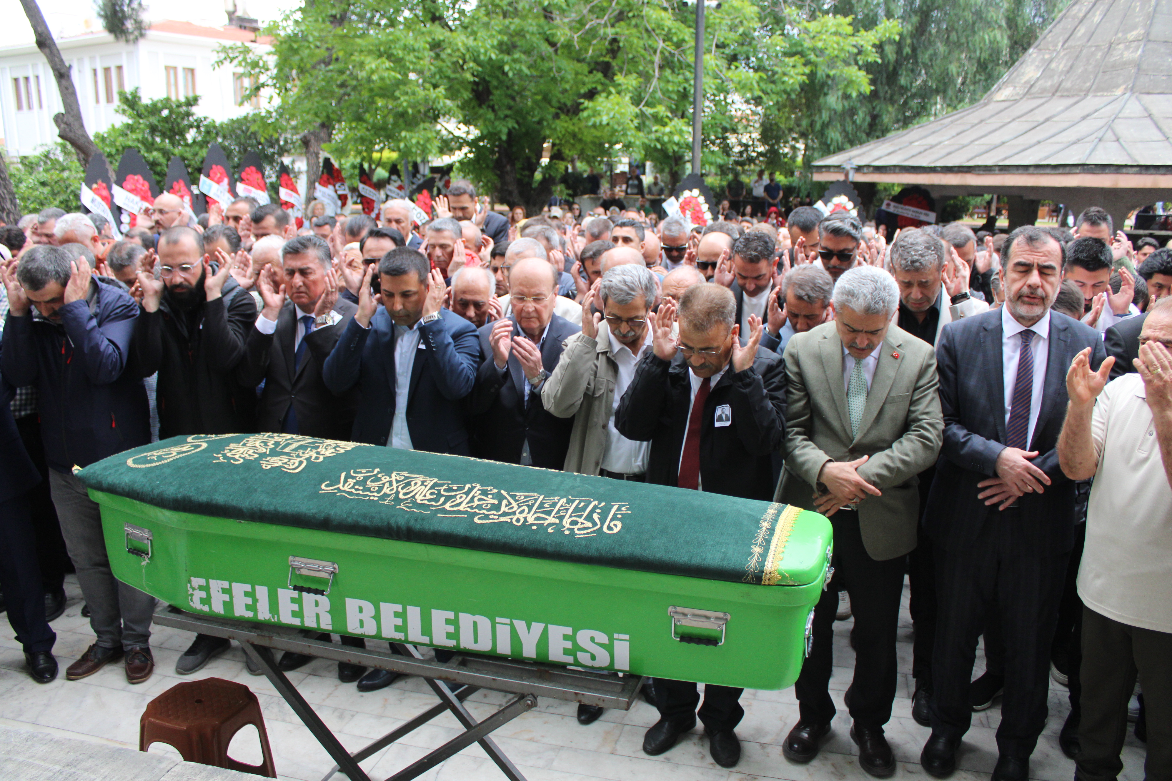 Aydın, Erman Çetin’e Ağladı (2)