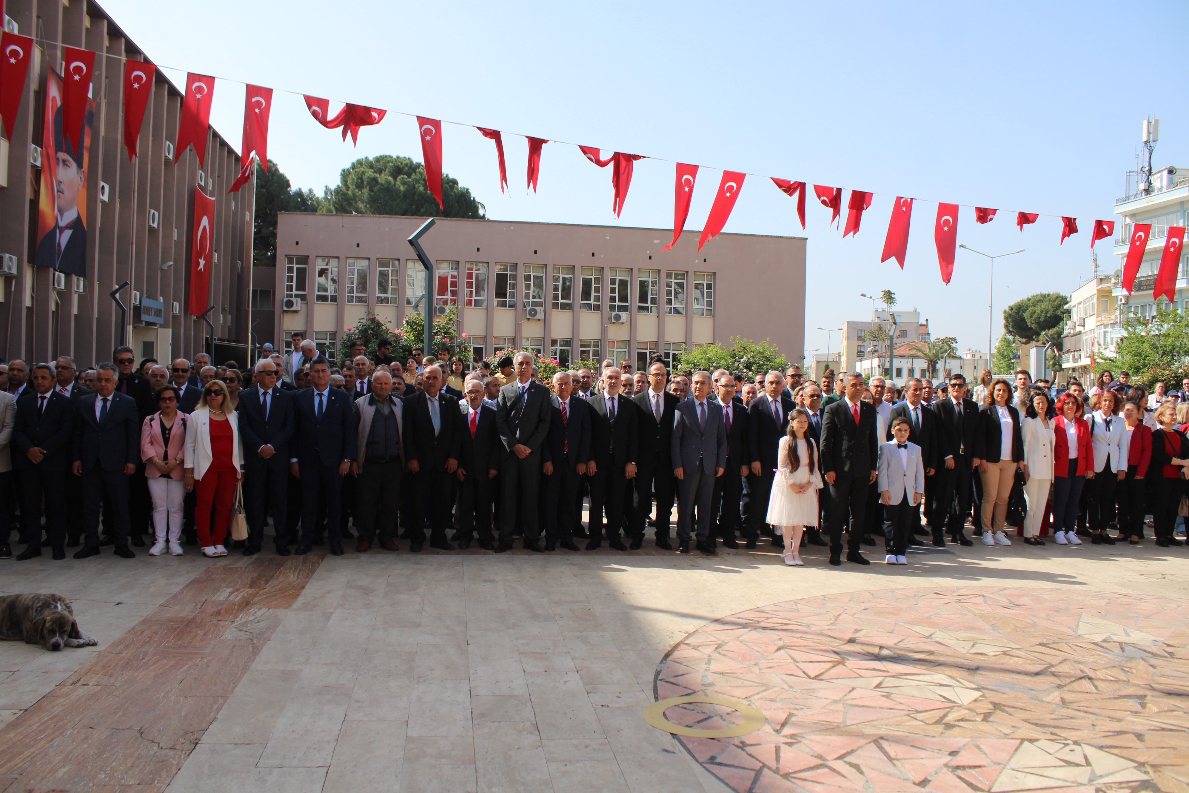 Aydın’da 23 Nisan Töreninde Bir Genç Kalp Krizi Geçirdi (2)