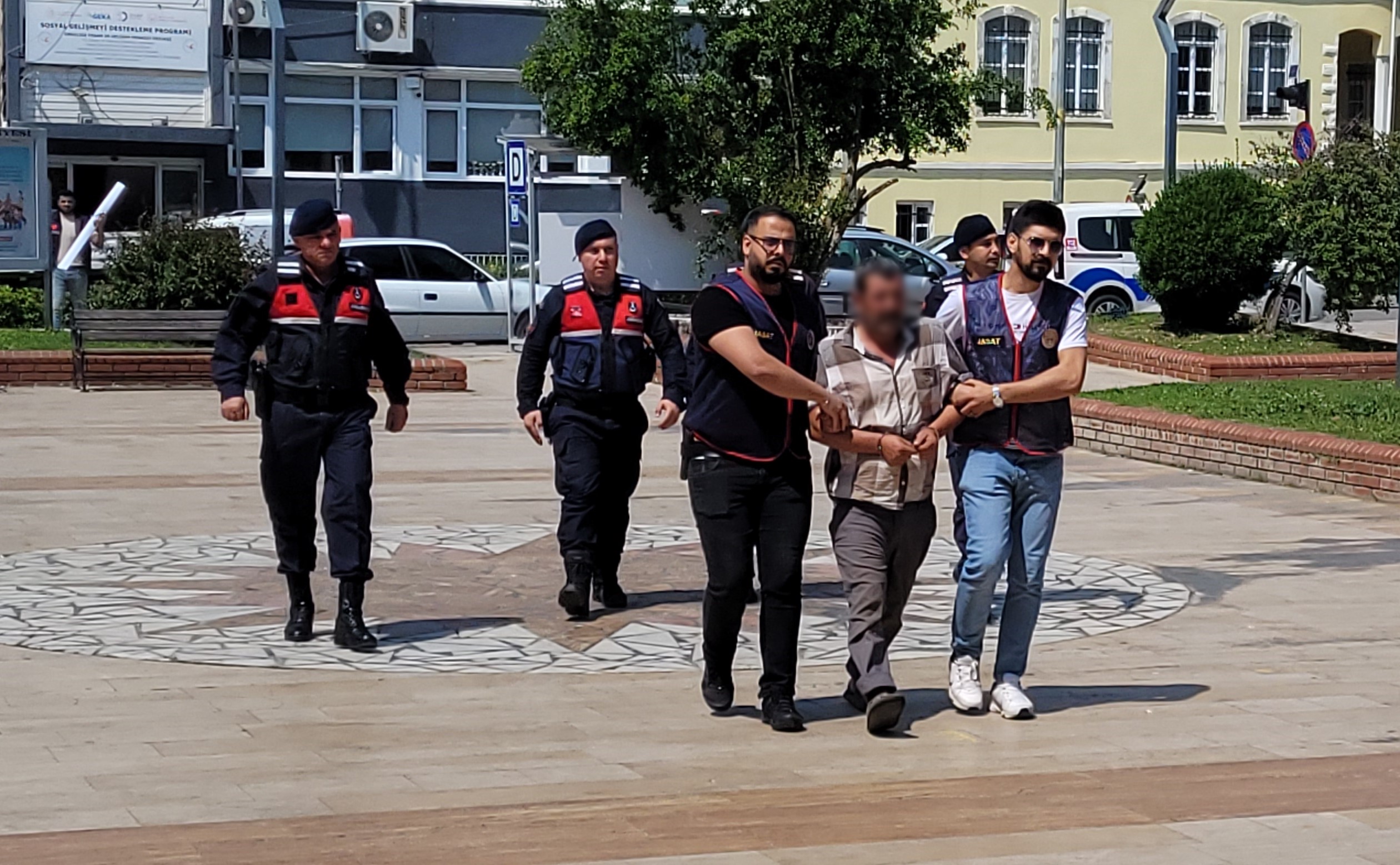 Aydın’da Alacak Verecek Kavgasında Kan Akmıştı.. Şüpheli Adliyeye Getirildi (3)