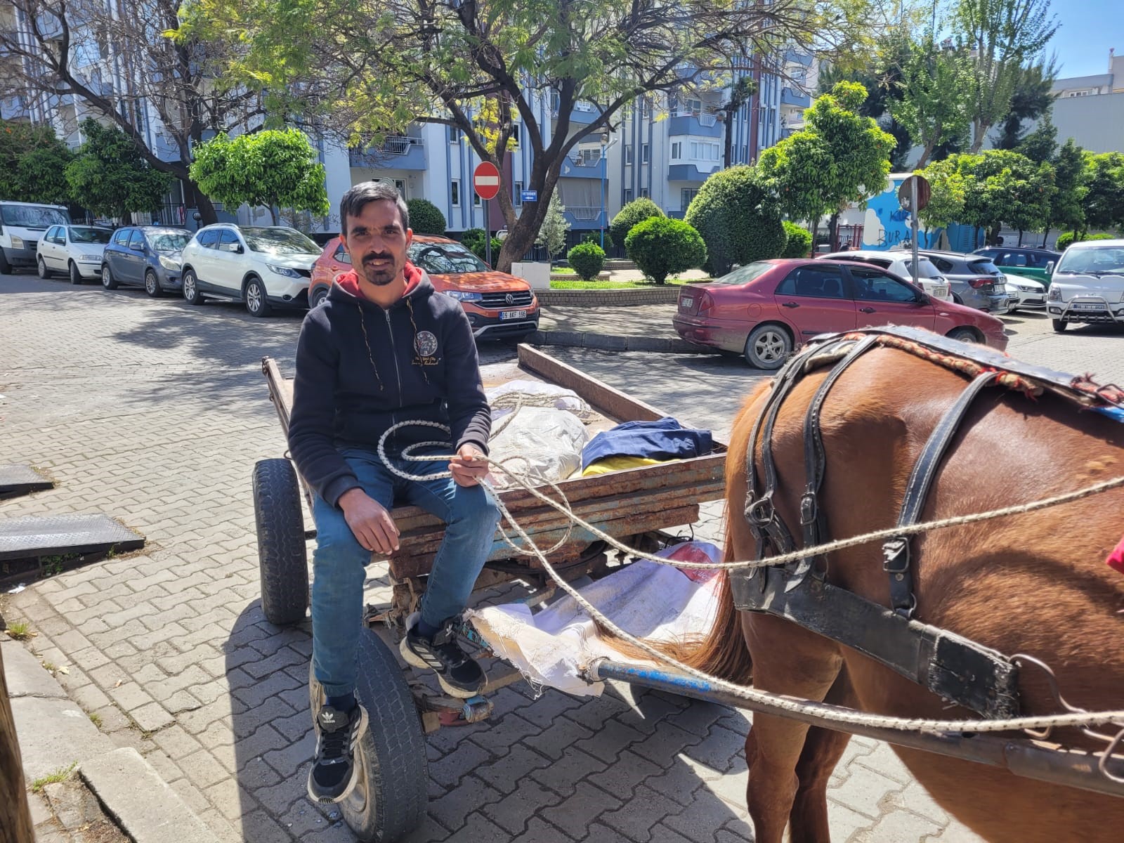 Aydın’da At Arabasıyla 5 Çocuğuna Bakıyor (2)