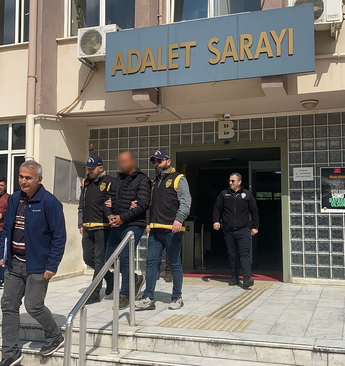 Aydın’da Eski Patronuna Kurşun Yağdıran Şüpheli Tutuklandı (5)