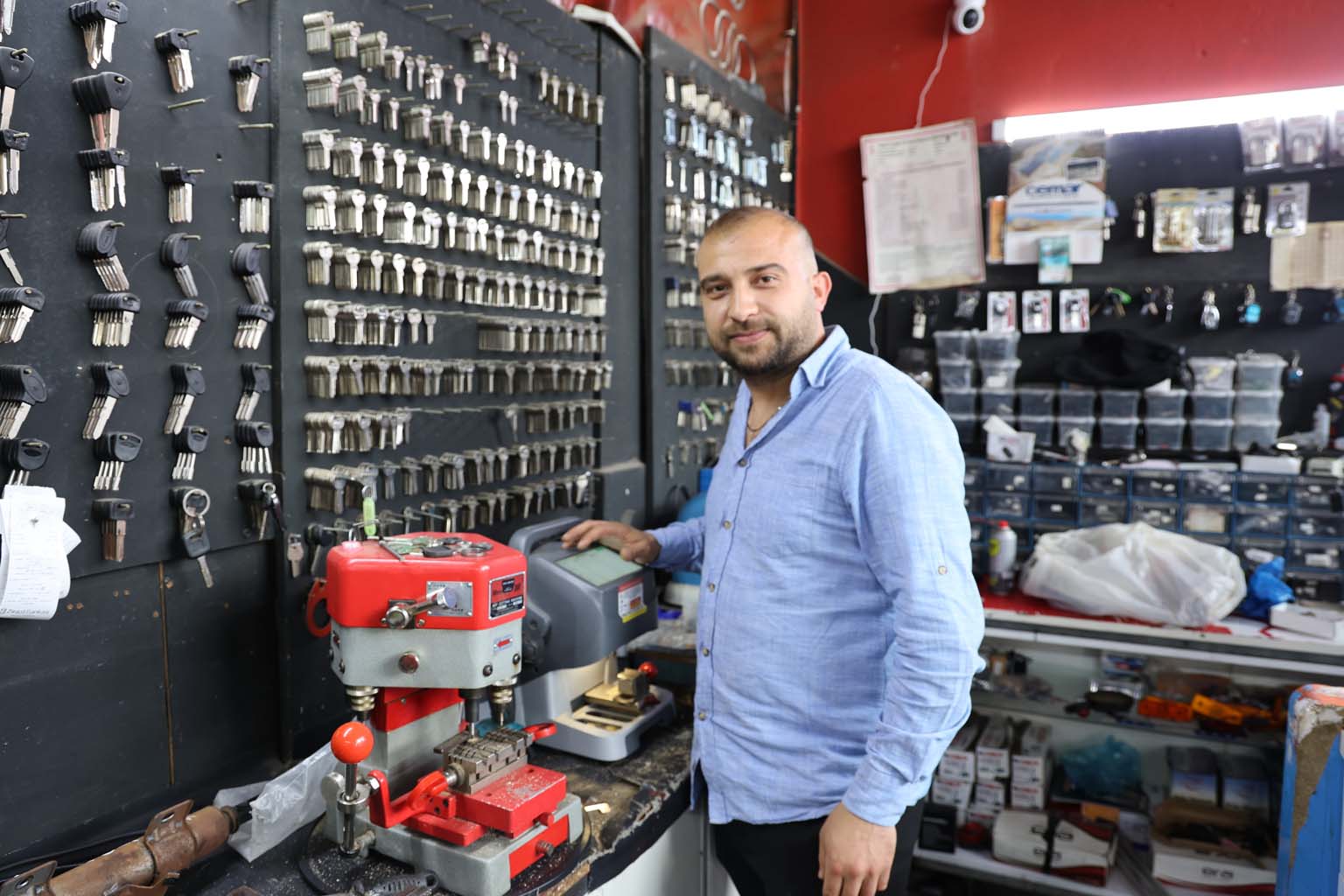 Aydın’da Eve, Arabaya Giremeyen Ona Gidiyor (2)