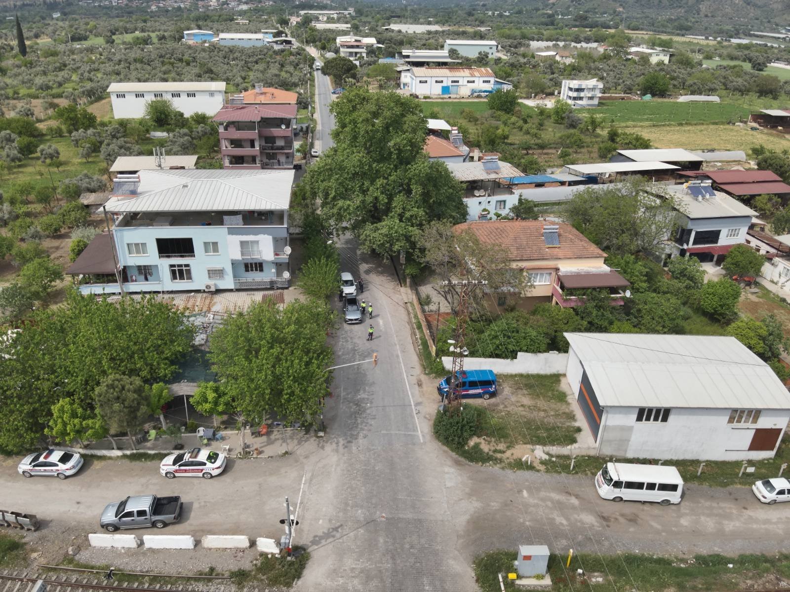 Aydın’da Havadan Denetim Yapıldı, Sürücülere Ceza Yağdı (2)