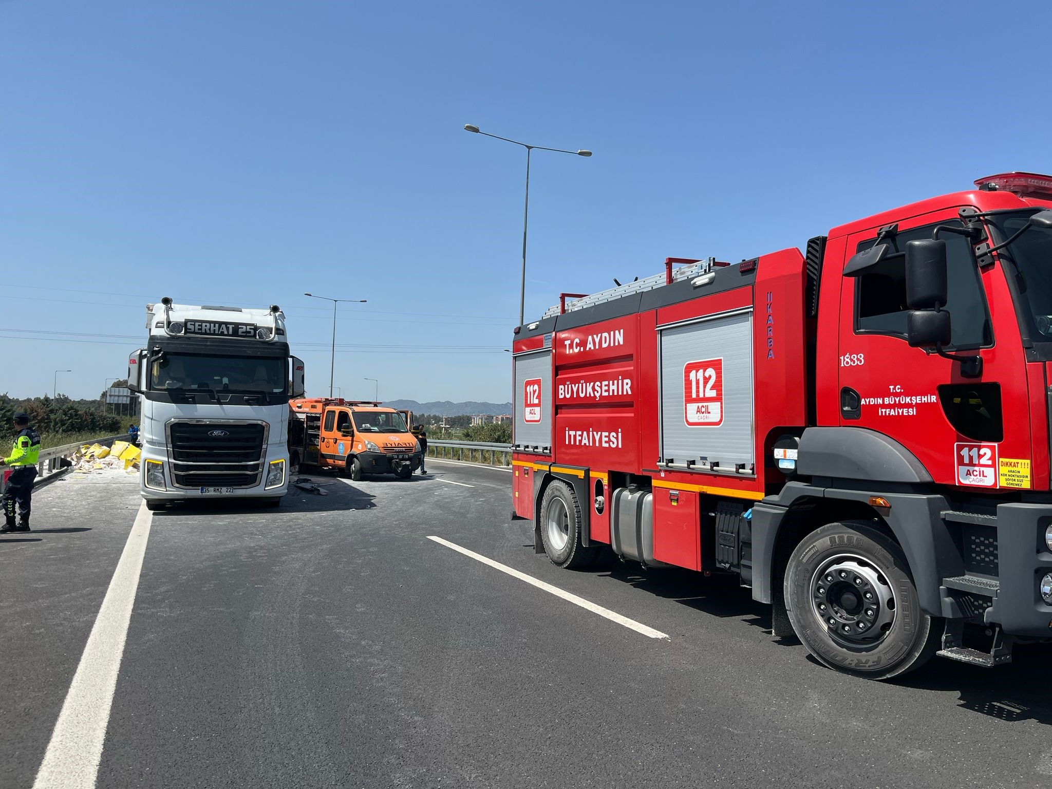 Aydın’da Tırlar Çarpıştı (6)