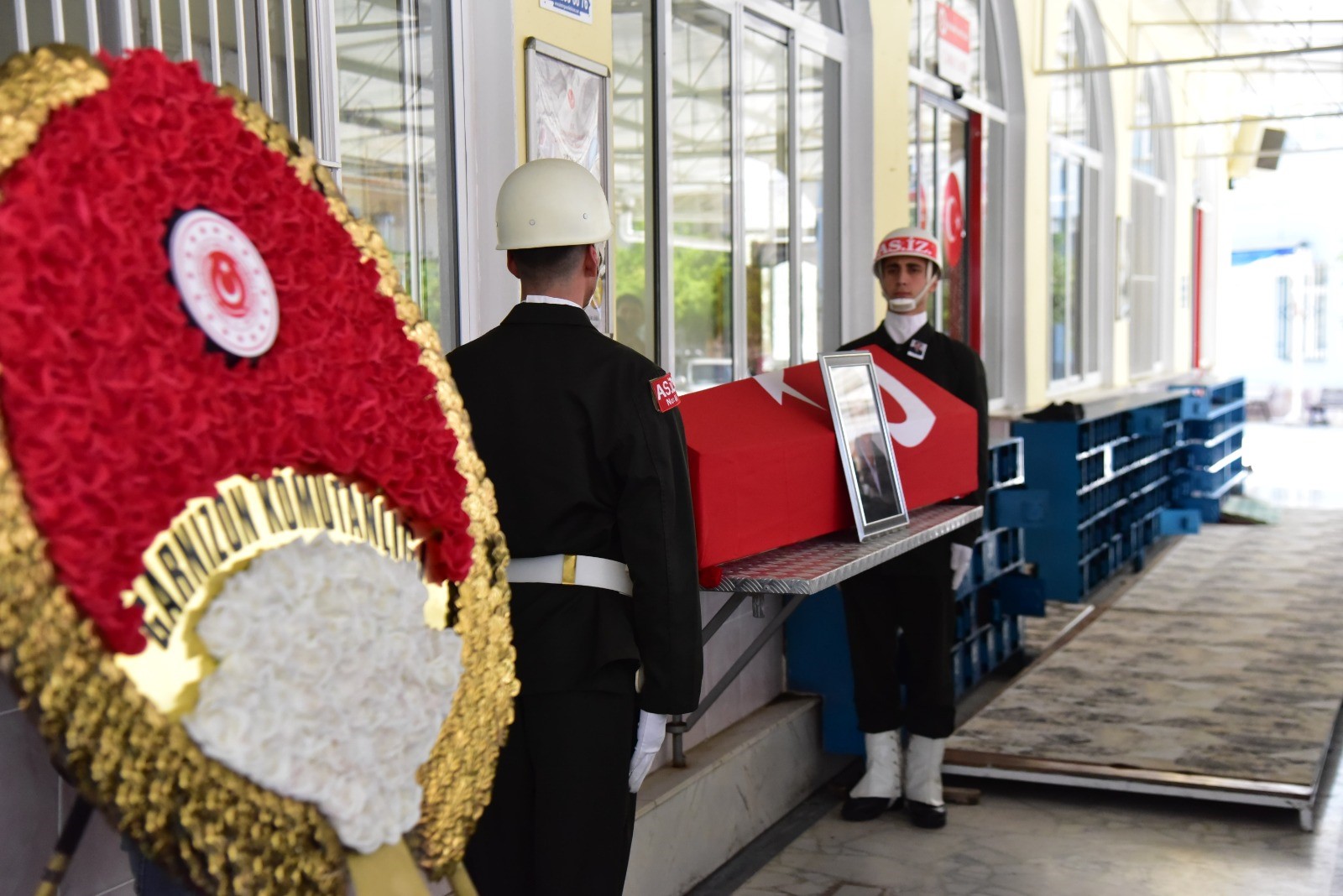 Aydınlı Kıbrıs Gazisi Askeri Törenle Son Yolculuğuna Uğurlandı (3)