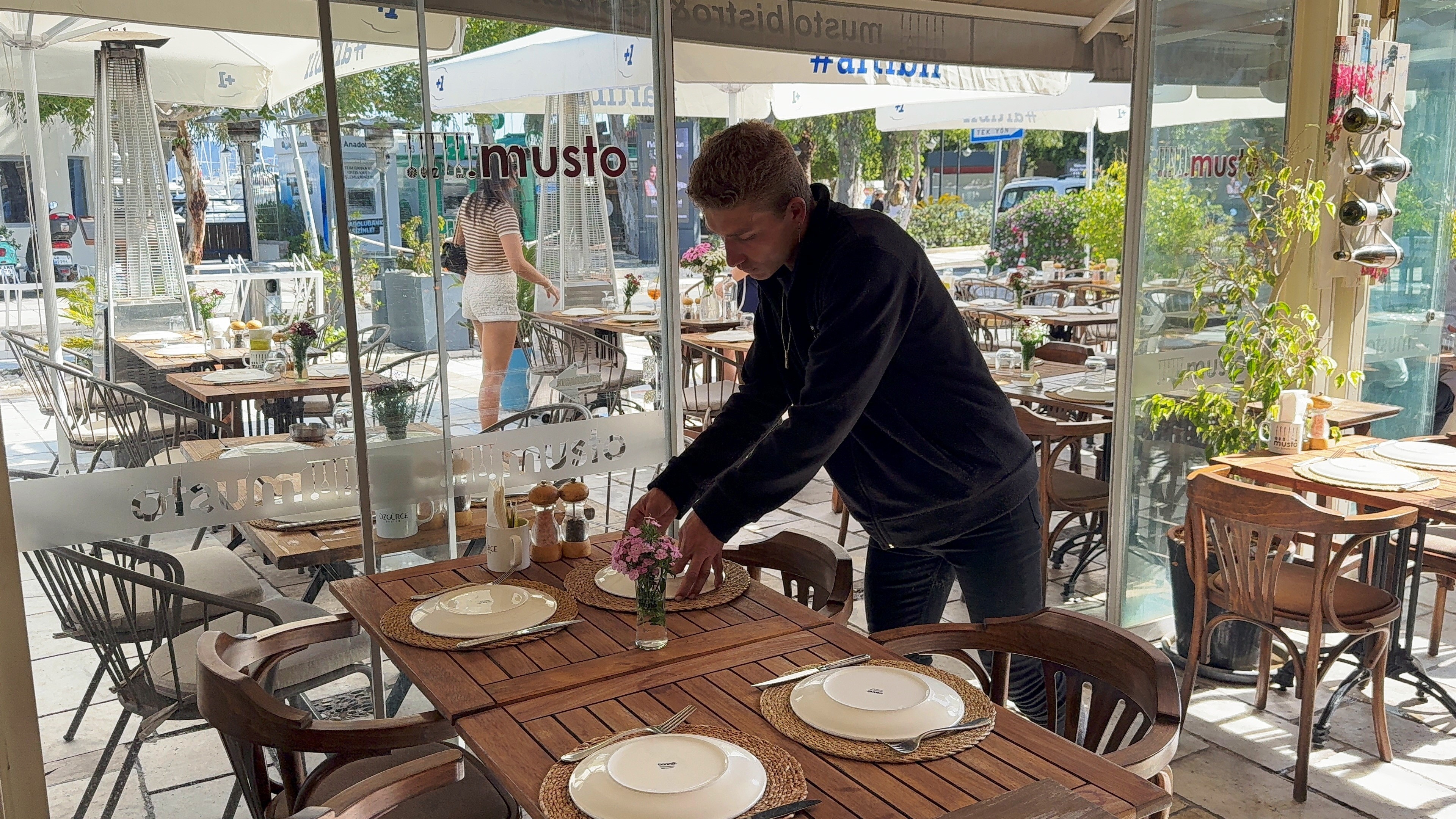 Çöpte Bulduğu Altınları Teslim Eden Gencin Hayatı Değişti (4)