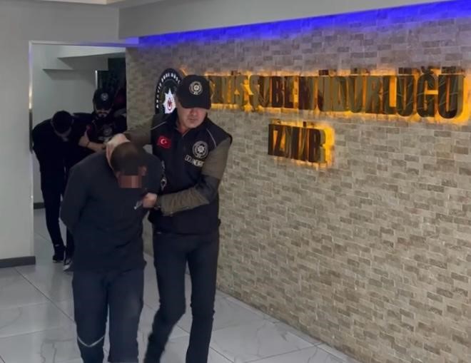 İzmir’de Yaşlı Kadını 750 Bin Lira Dolandırmışlar.. Aman Dikkat, Bu Numarayı Yapanlara Sakın Inanmayın (4)