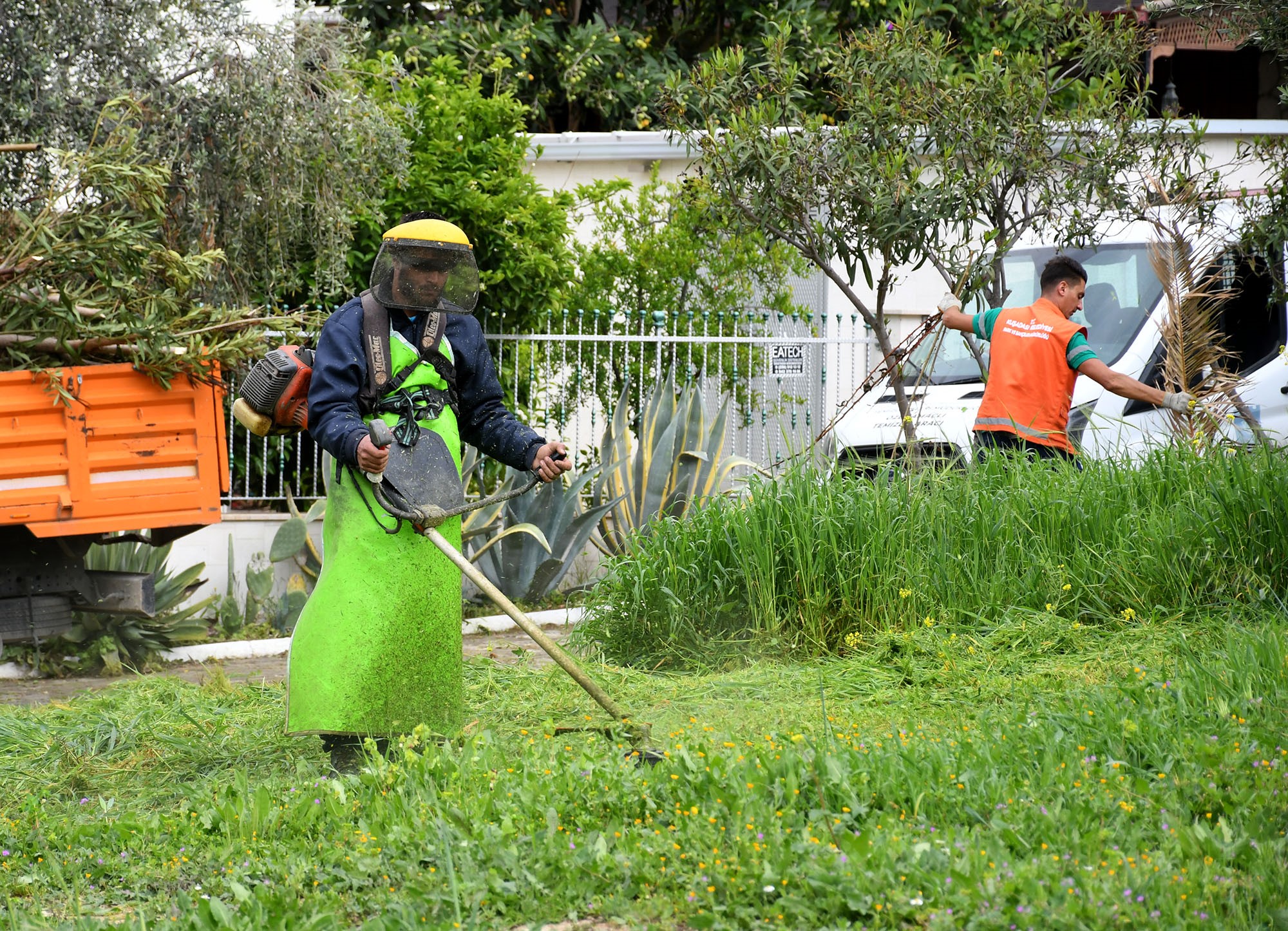 Kuşadası Belediyesi Kenti Turizm Sezonuna Hazırlıyor (2)