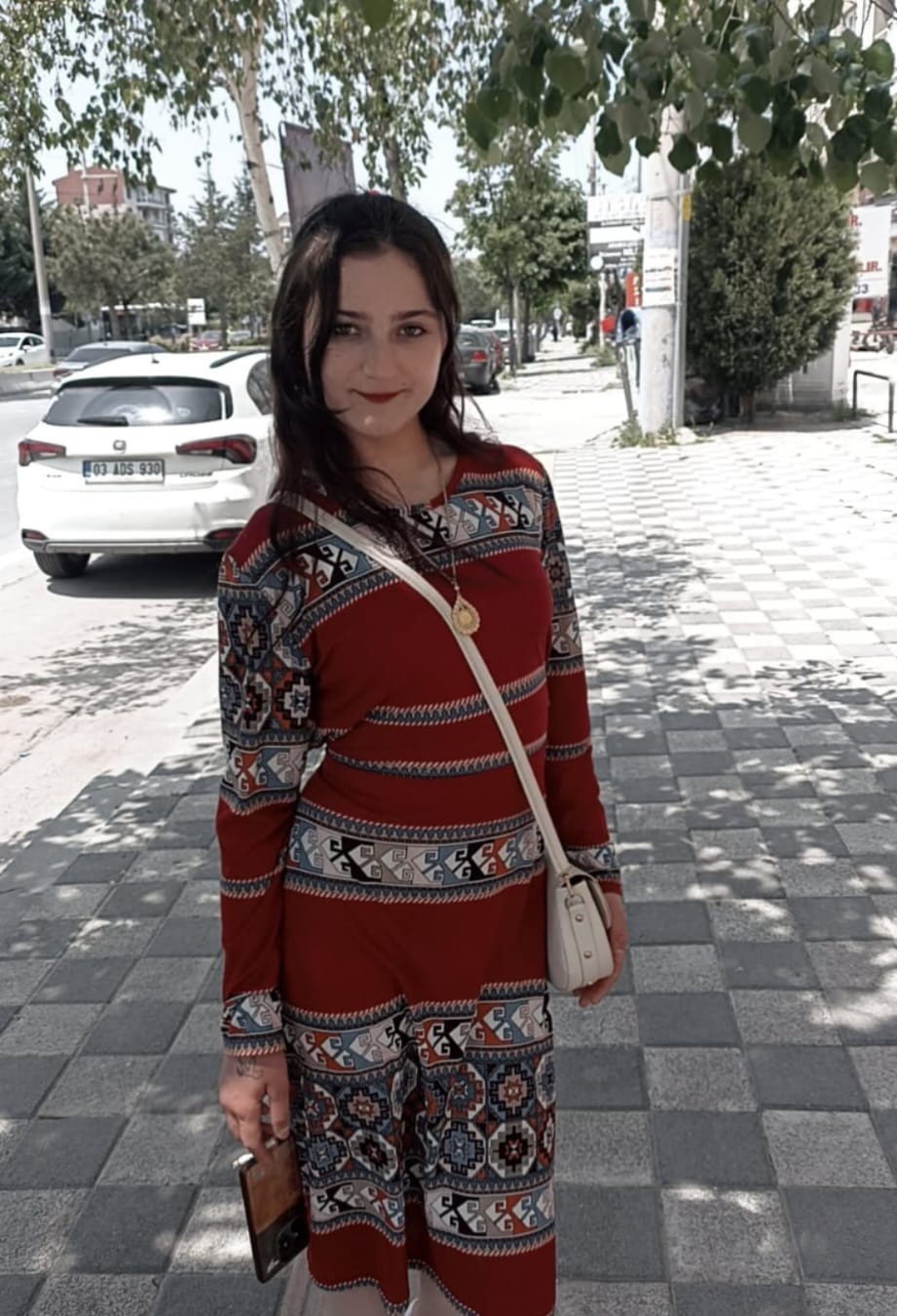 2 Hafta Önce Evlenmişti, 17 Yaşındaki Kız Bu Notu Bırakarak Kayboldu (3)