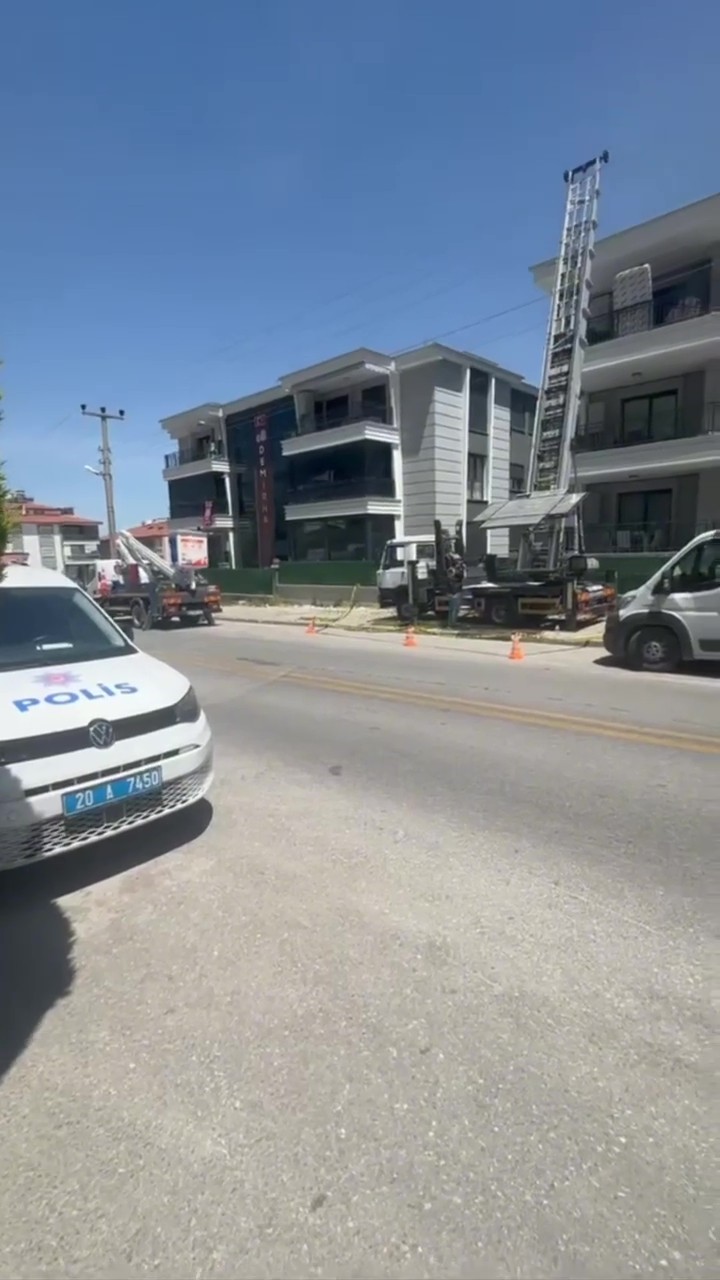 22 Yaşındaki Genç Yaşamını Yitirdi (2)