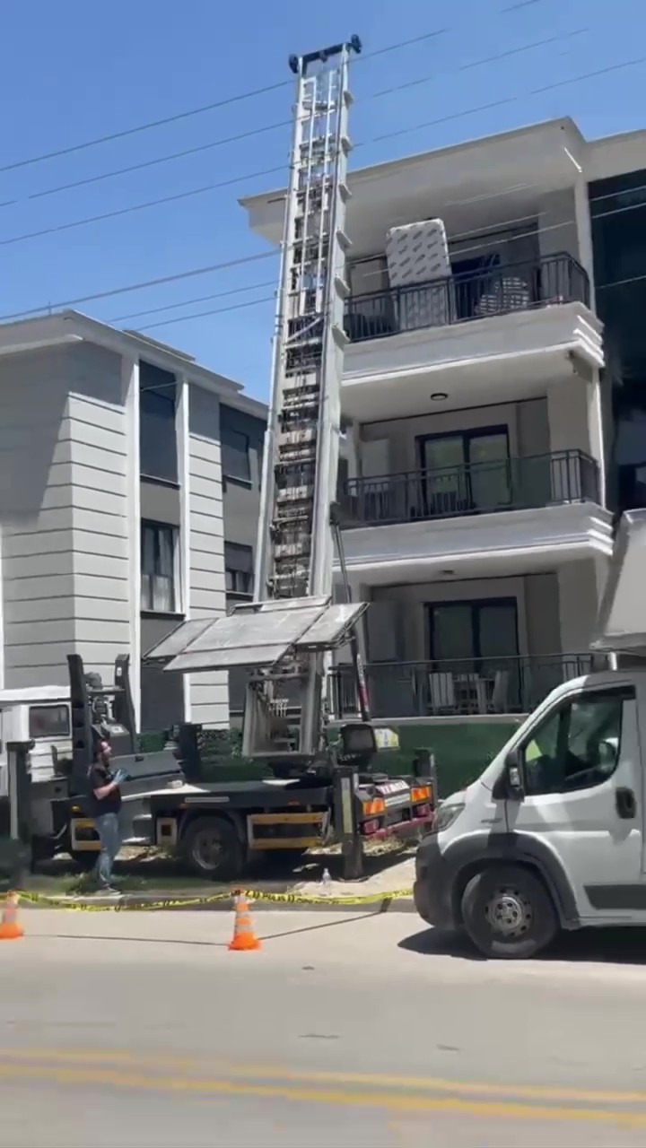 22 Yaşındaki Genç Yaşamını Yitirdi (4)