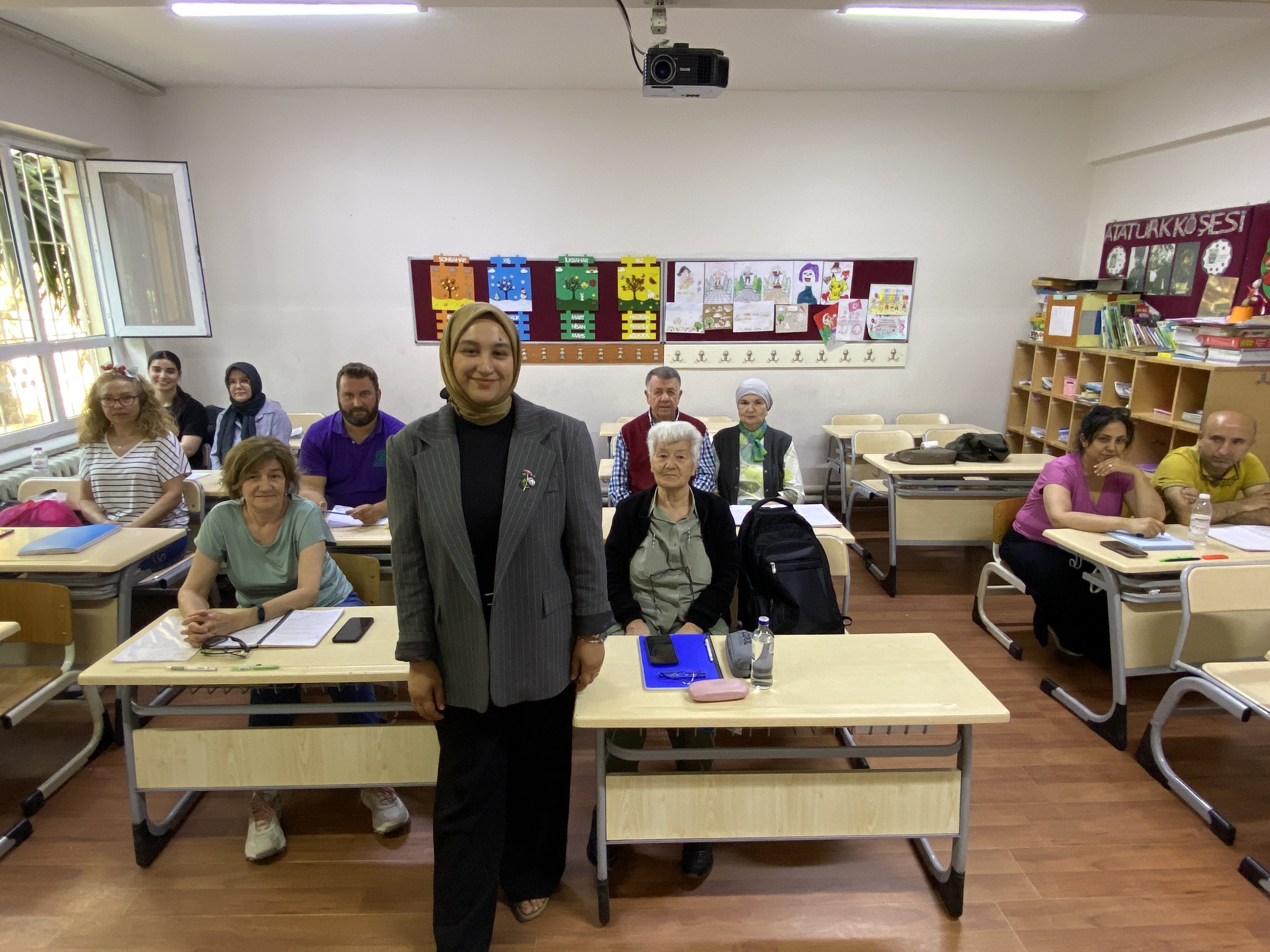 71 Yaşında Almanca Kursuna Başladı.. Her Şey Torunu Için (3)