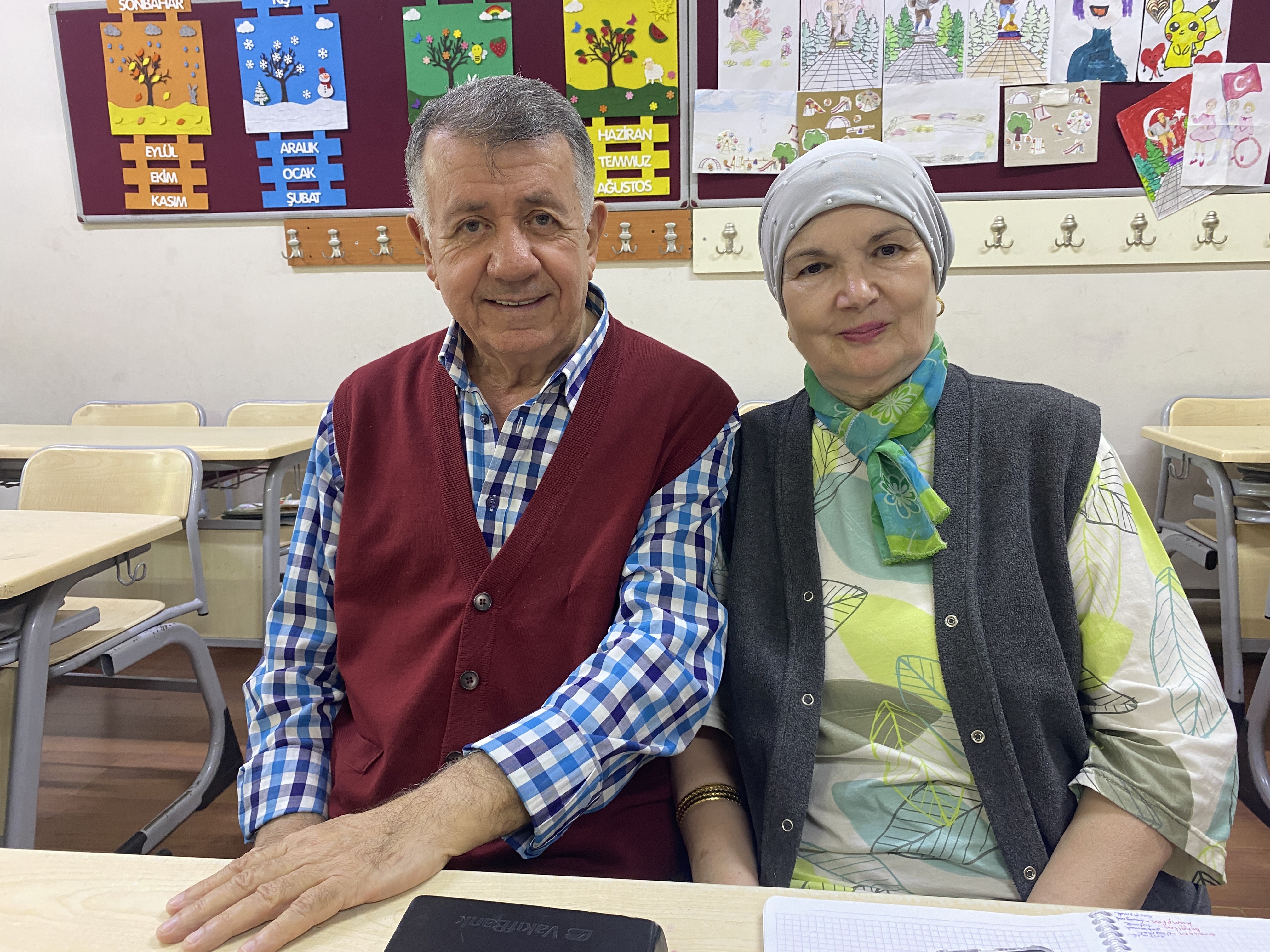 71 Yaşında Almanca Kursuna Başladı.. Her Şey Torunu Için