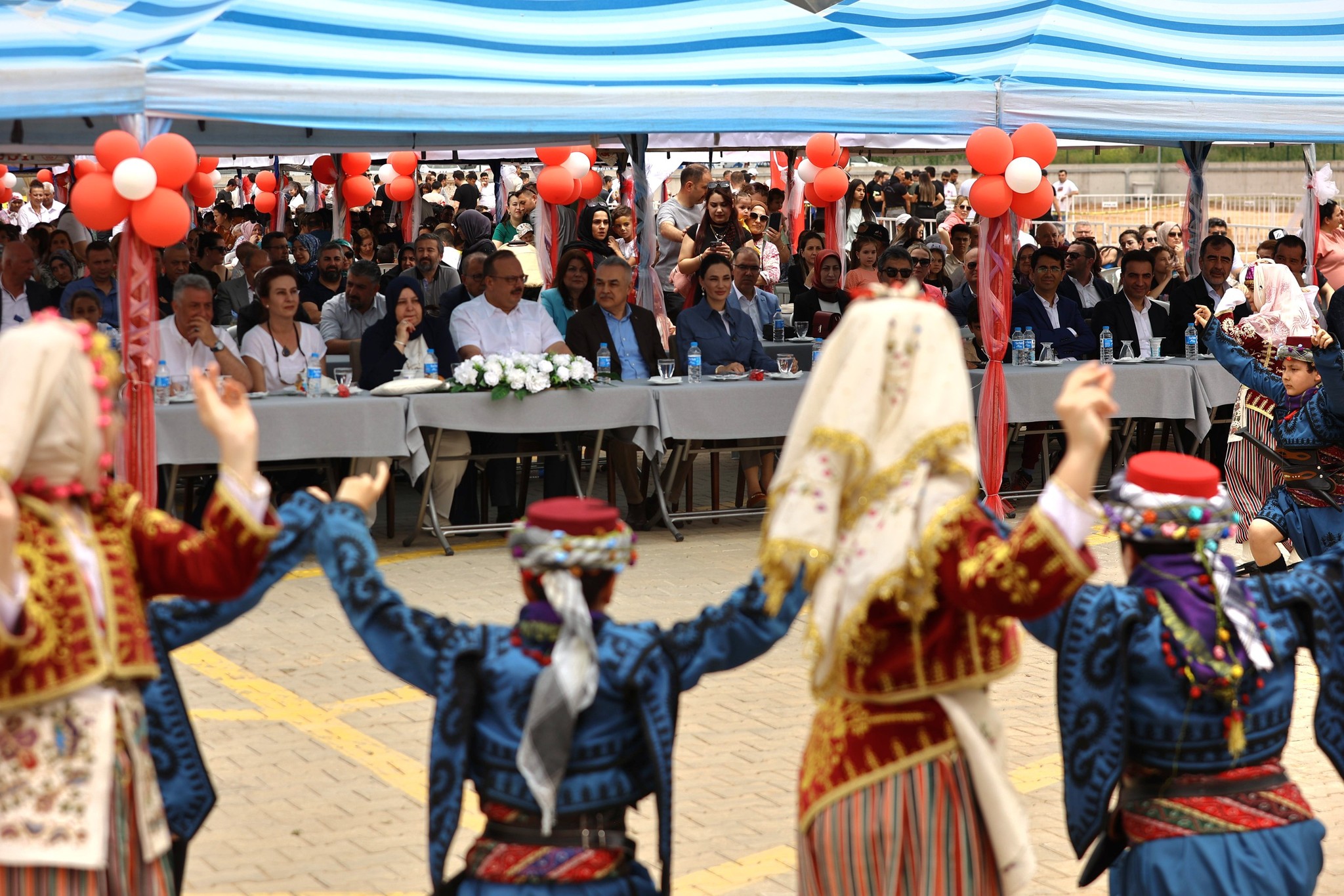 Ak Partili Savaş Rabbim Ayaklarına Taş Değdirmesin (4)