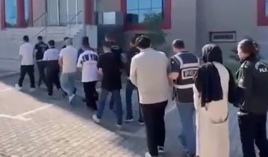 Aralarında Kadınlar Da Var.. ‘Hesap Ver, Para Kazan’ Tuzağı (5)