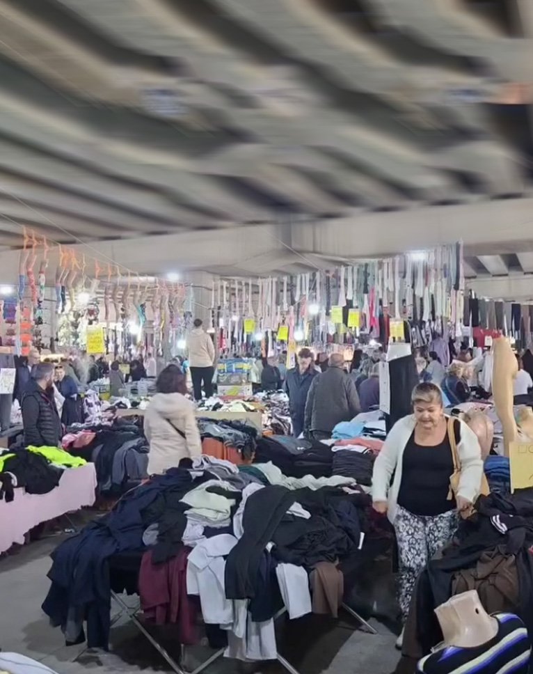 Aydın, Denizli Ve Çevre Iller Bu Pazar Yerine Akın Ediyor (3)