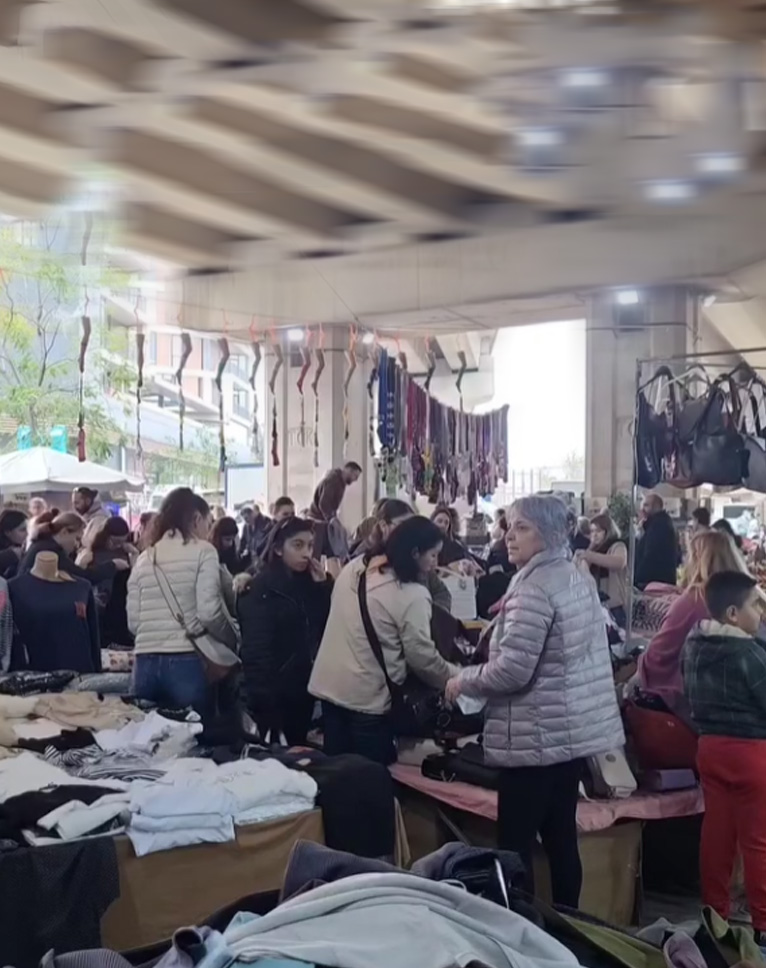 Aydın, Denizli Ve Çevre Iller Bu Pazar Yerine Akın Ediyor (4)