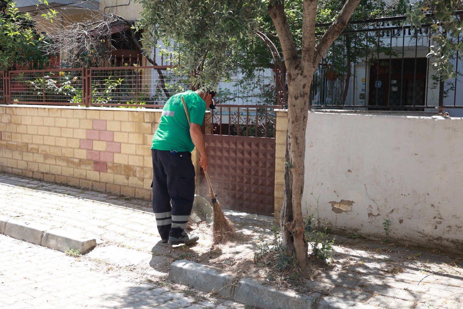 Aydın Efeler’deki Mahalle Haber Olunca Belediye Çalışma Başlattı (2)