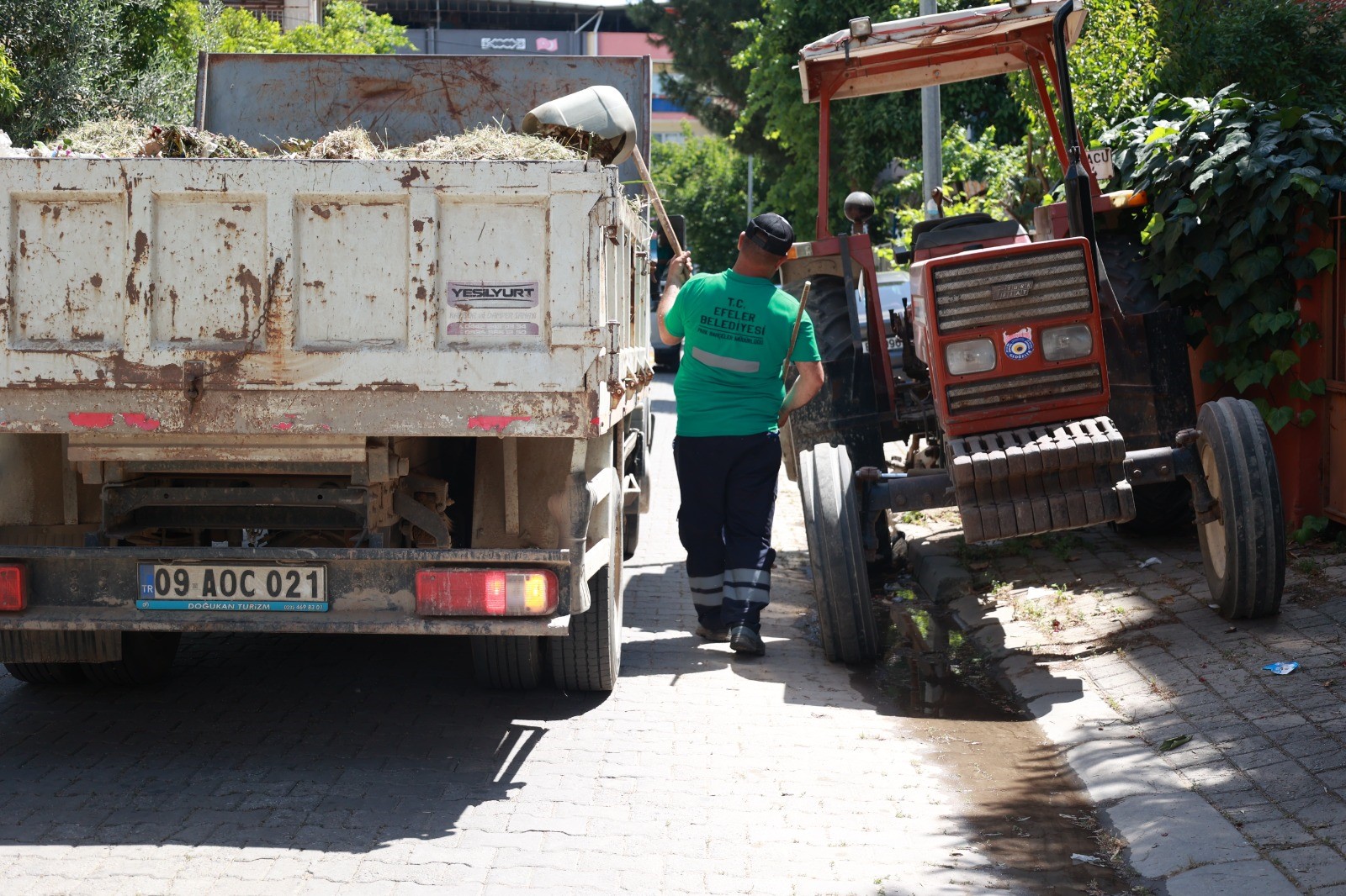 Aydın Efeler’deki Mahalle Haber Olunca Belediye Çalışma Başlattı (3)