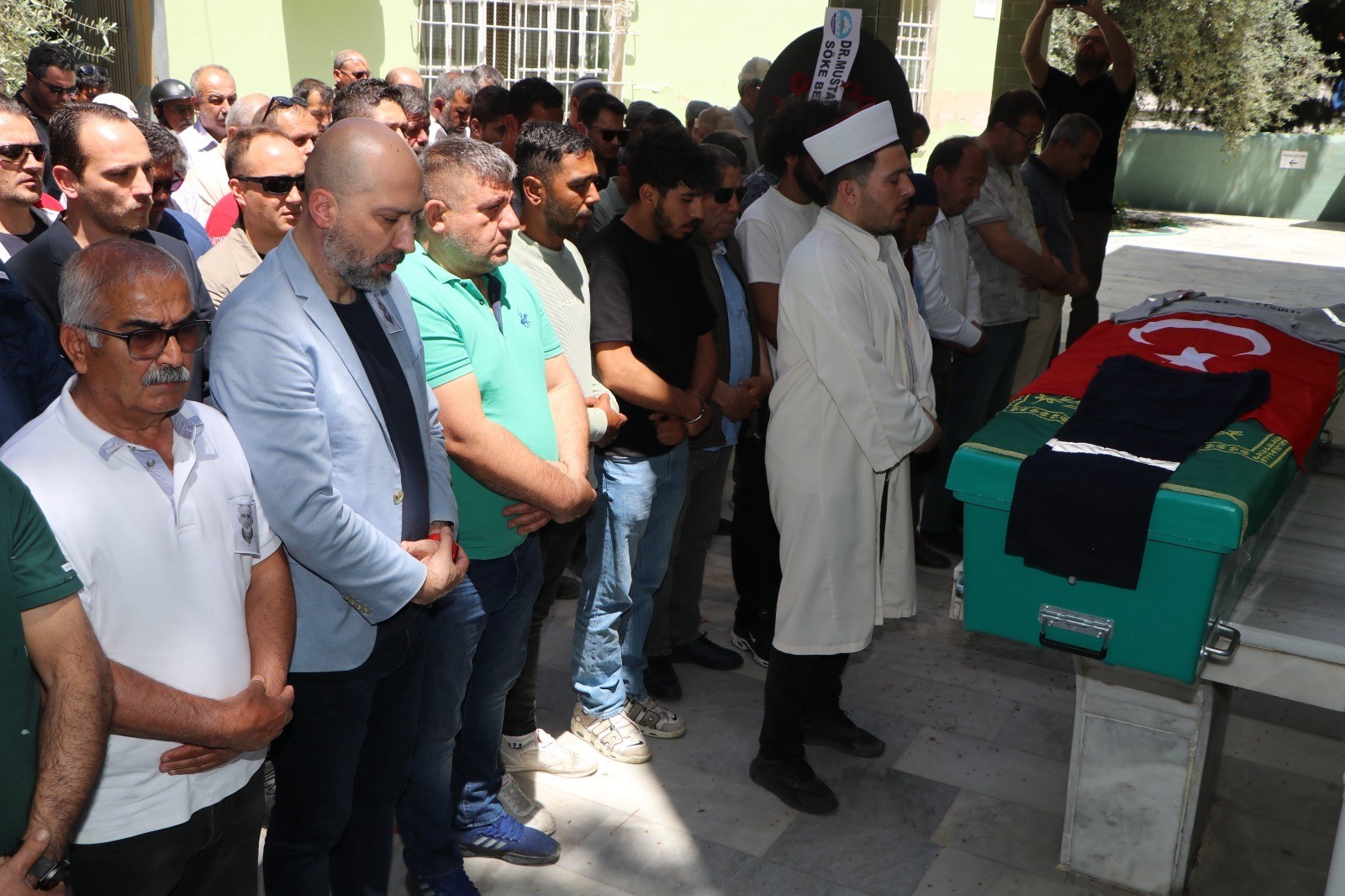 Aydın Söke’de Hayatını Kaybeden Belediye Işçisine Gözyaşlarıyla Veda (4)