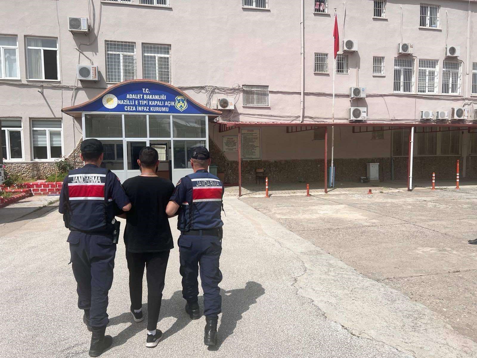 Aydın’da Aranan Şahıslar Yakalandı (2)