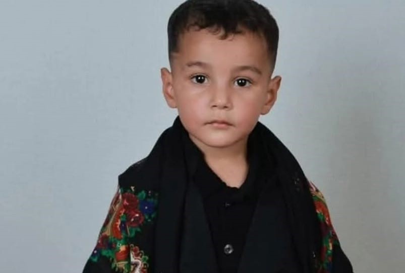 Aydın’da Gözyaşları Sel Oldu.. Minik Enes Toprağa Verildi (3)