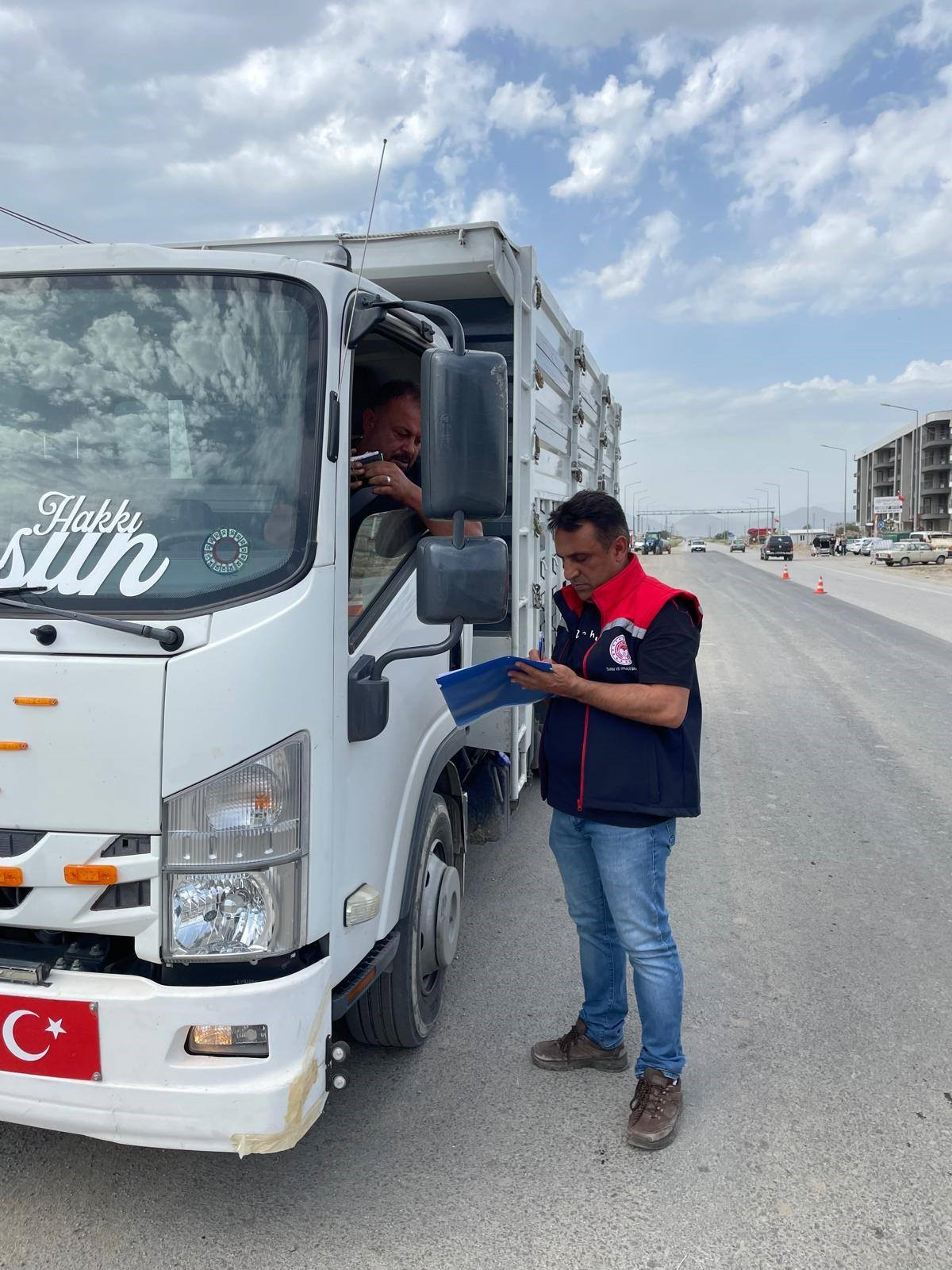 Aydın’da Hayvan Taşıyan Araçlar Tek Tek Incelendi (2)