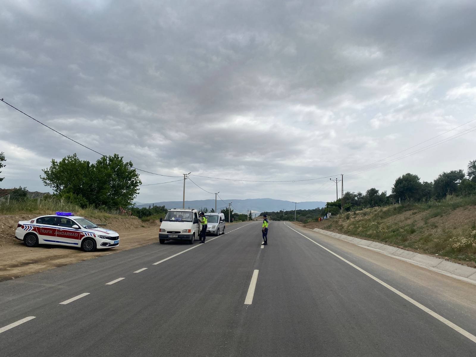 Aydın’da Jandarma Çevirme Yaptı, Ceza Kesildi (3)