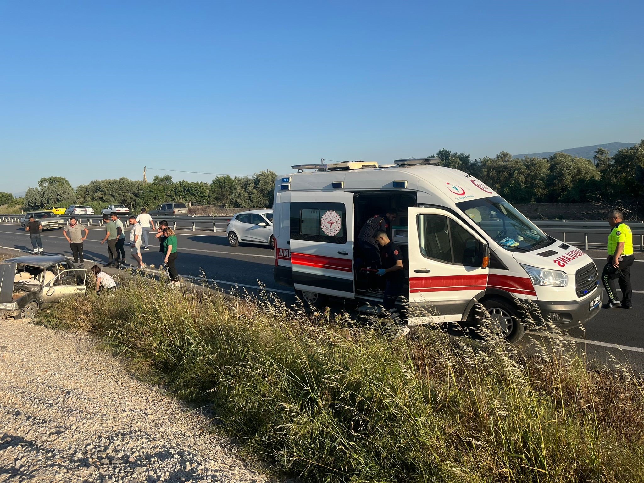 Aydın’da Otomobil Takla Attı, 21 Yaşındaki Sürücü Hastanede (2)