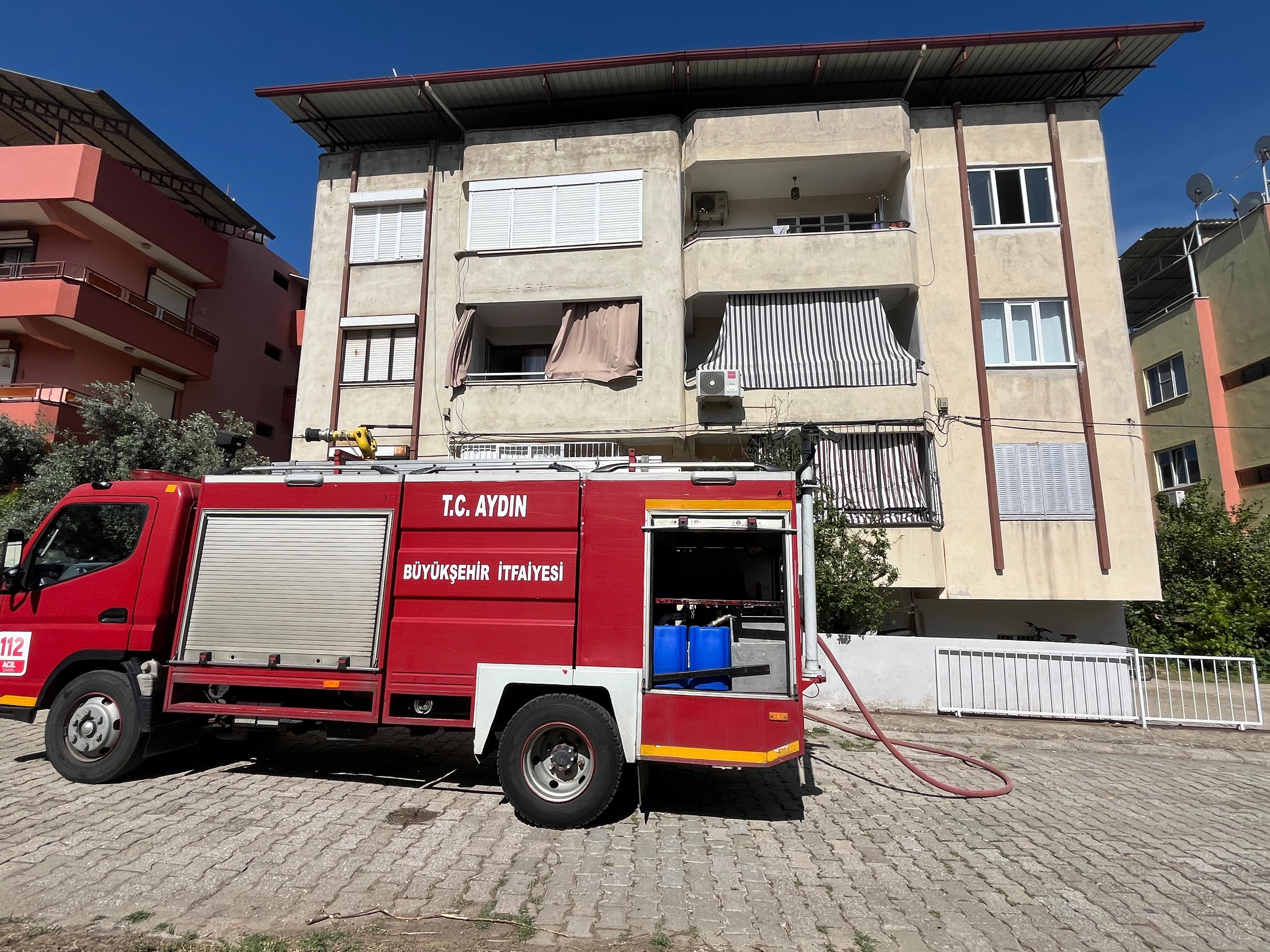 Aydın’da Ütü Masası Tutuştu, Yatak Odası Tamamen Yandı