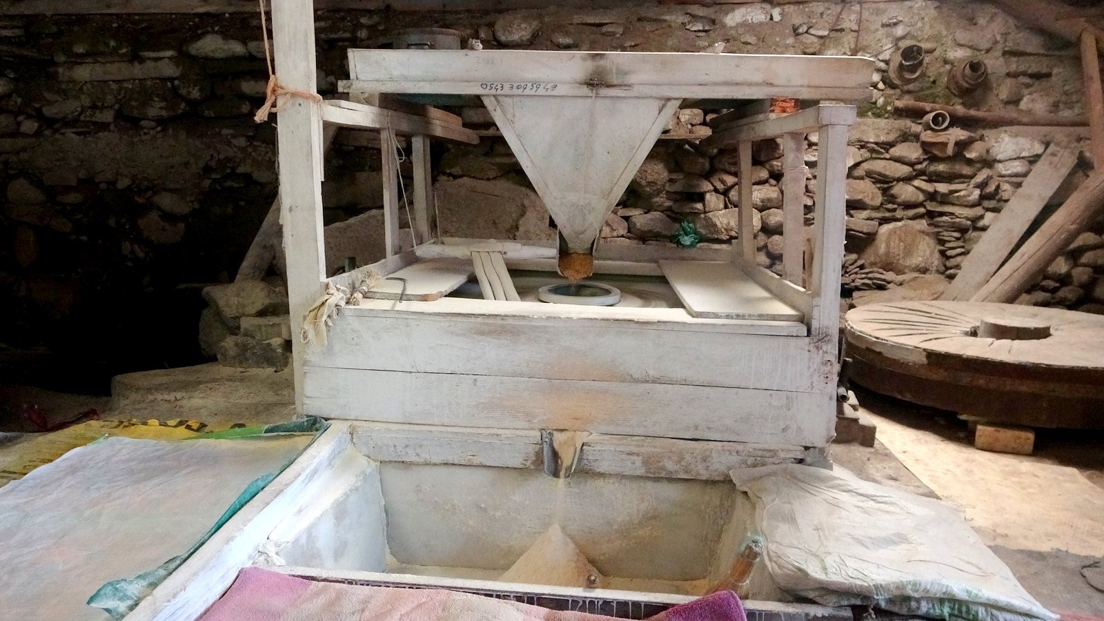 Bu Değirmen Asırlardır Yöre Halkına Hizmet Veriyor (3)