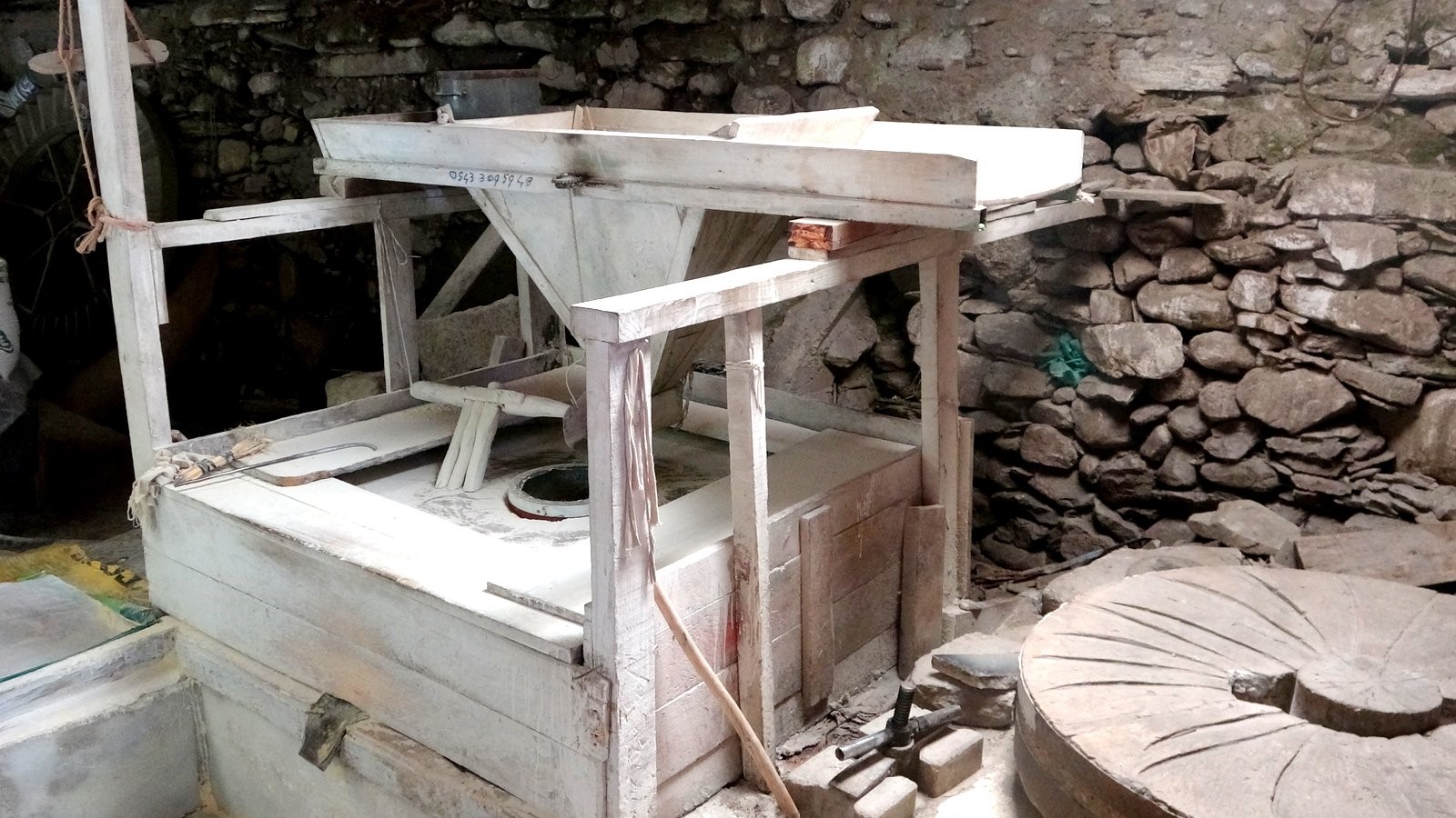 Bu Değirmen Asırlardır Yöre Halkına Hizmet Veriyor (6)