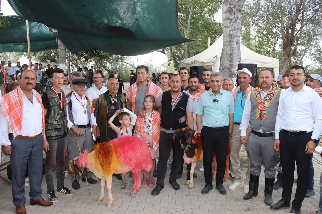 Bu Etkinlik 800 Yıldır Yapılıyor (3)
