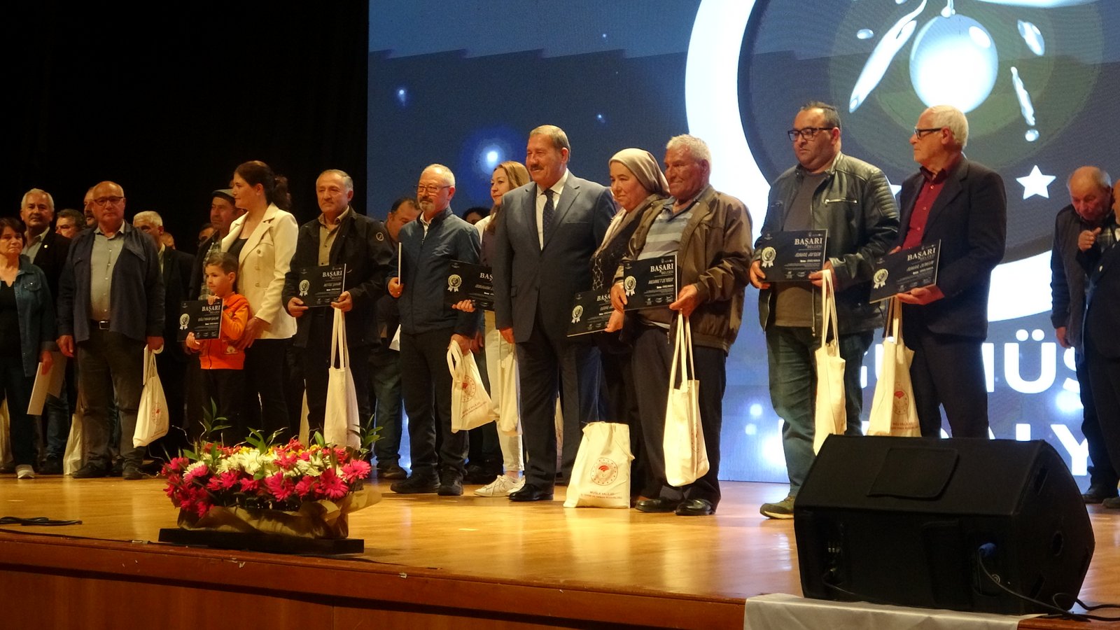 Bu Zeytinyağları Bir Başka.. Birbirinden Kaliteli, Saf Ve Organik (5)